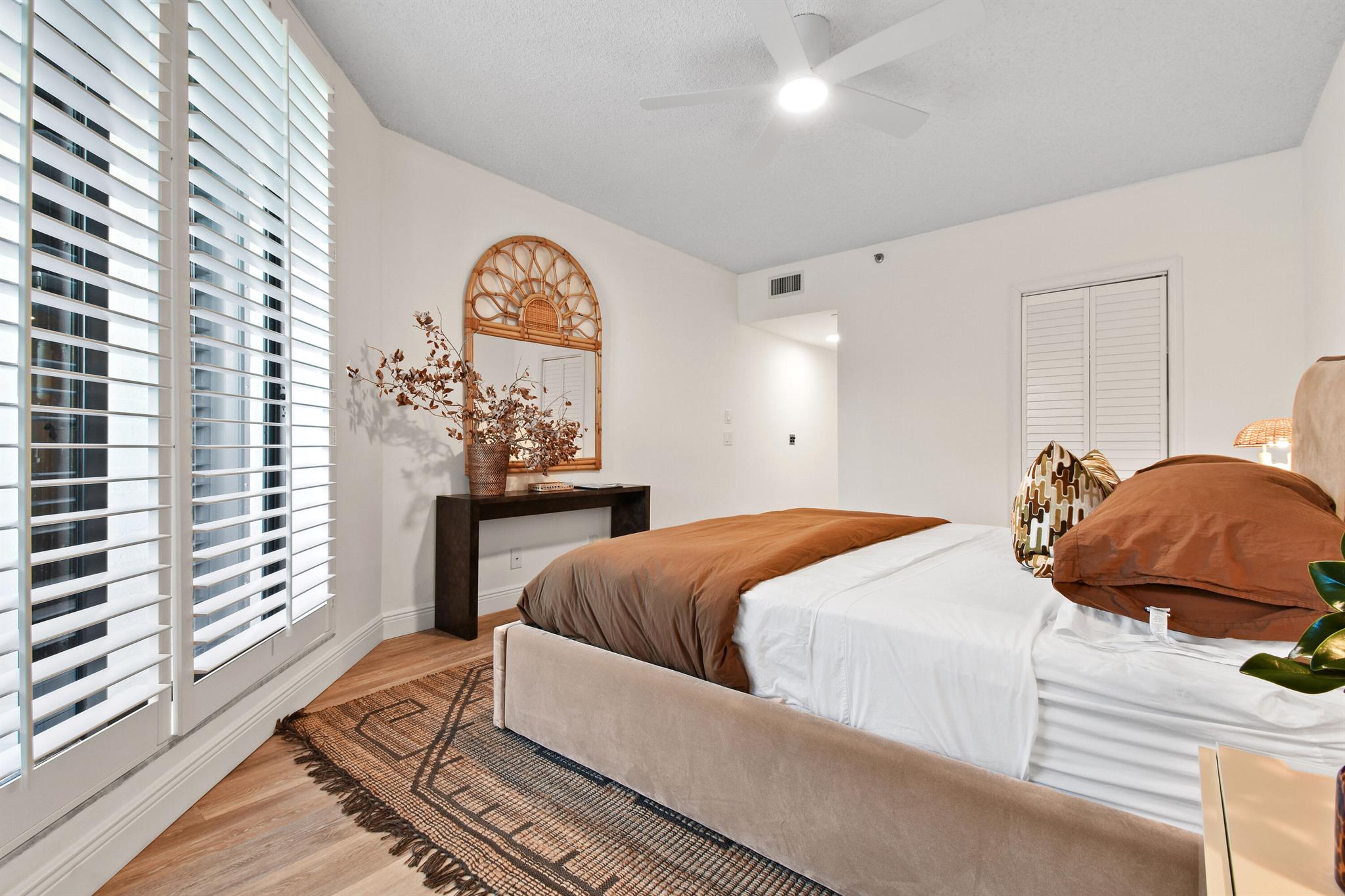 3322 Casseekey Is Rd #302 Jupiter, FL 33477