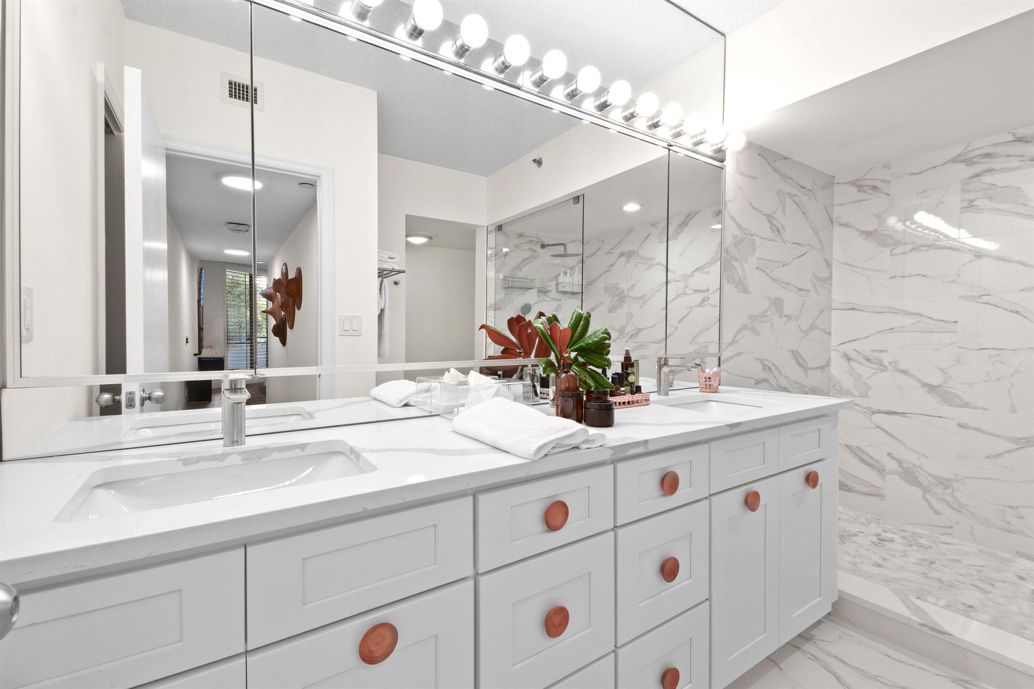 3322 Casseekey Is Rd #302 Jupiter, FL 33477