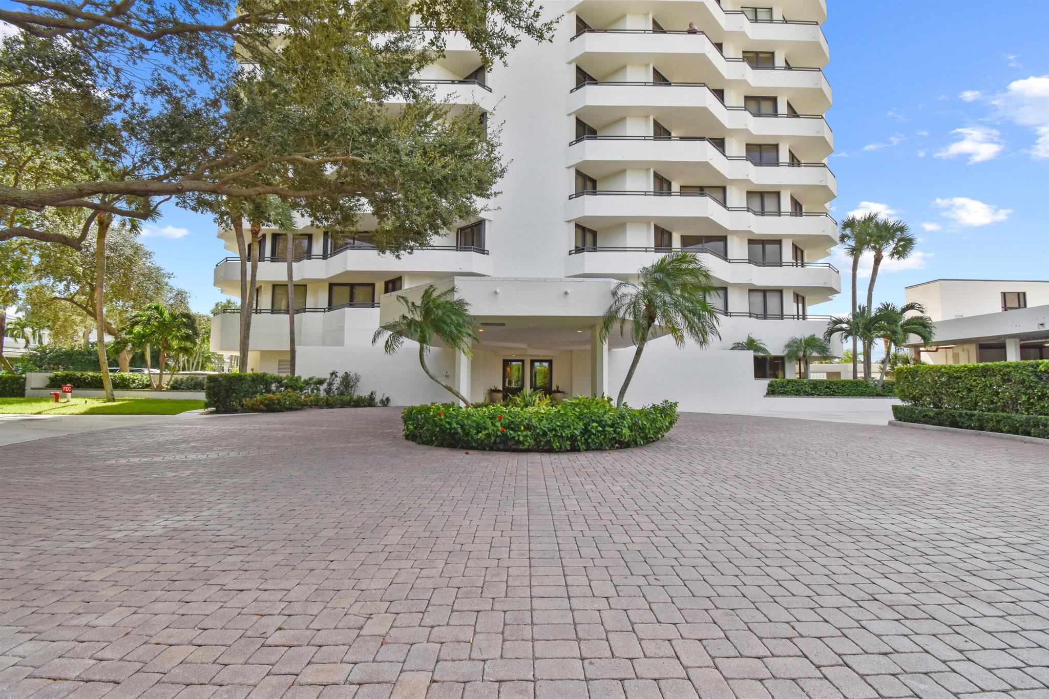 3322 Casseekey Is Rd #302 Jupiter, FL 33477