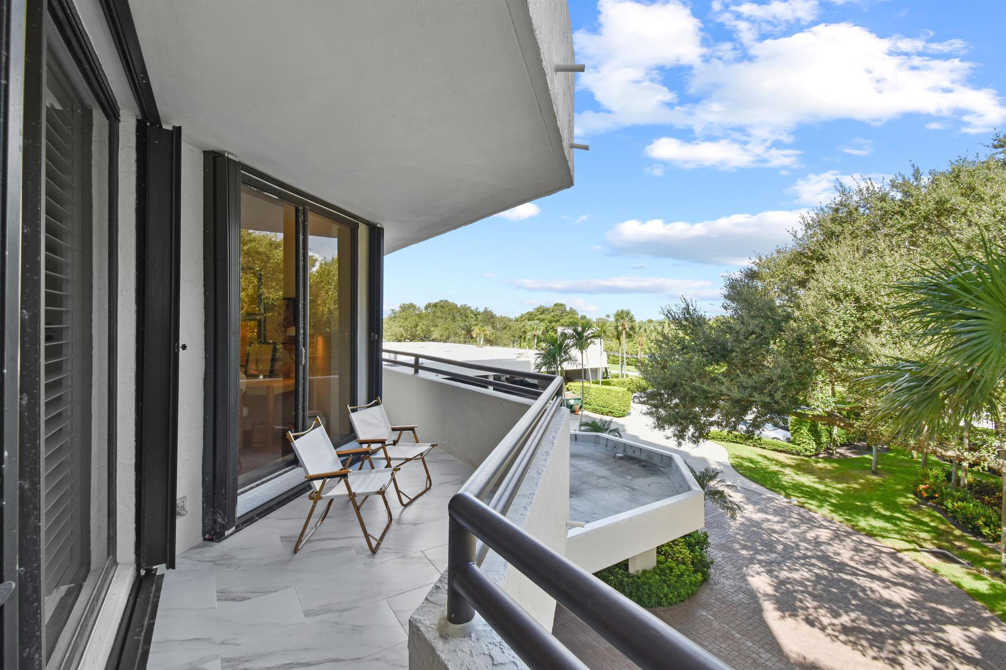 3322 Casseekey Is Rd #302 Jupiter, FL 33477