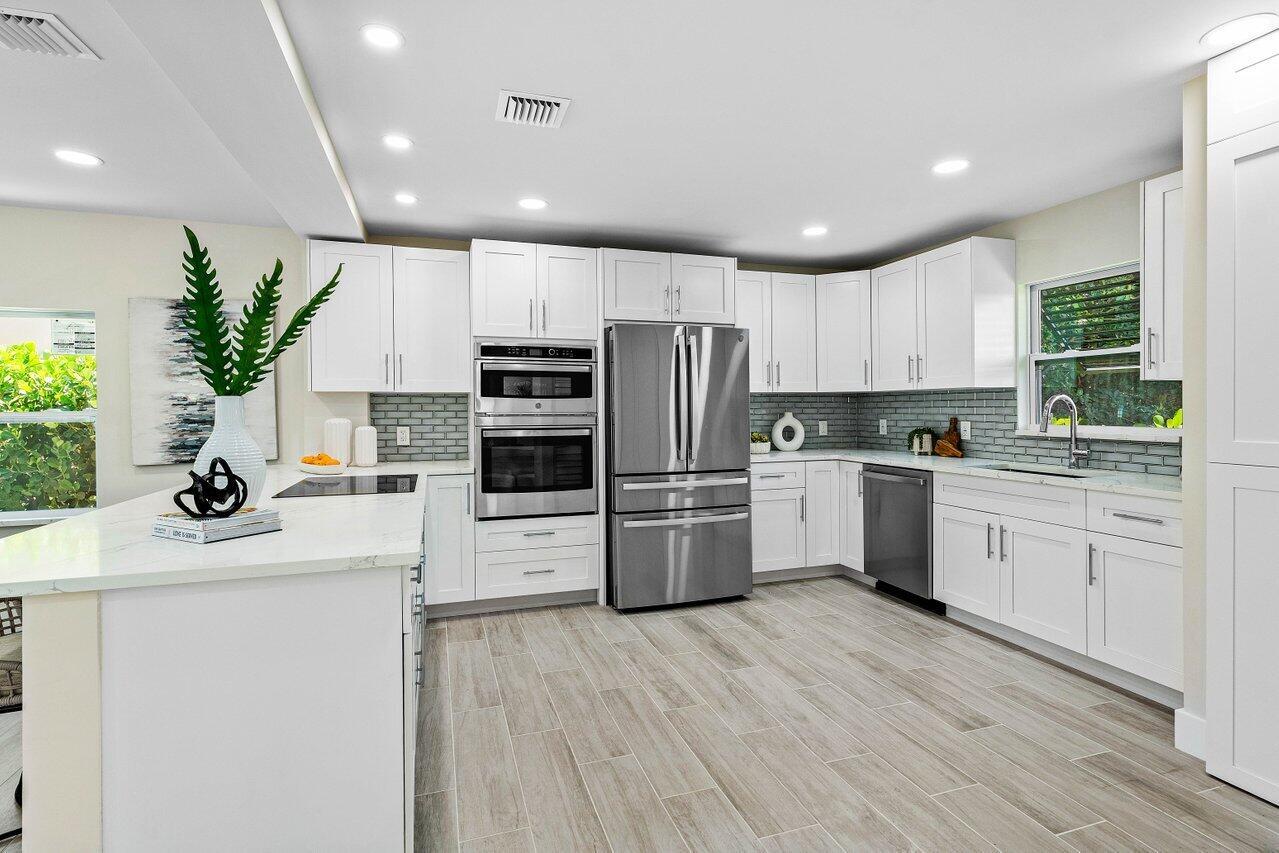 5497 N Ocean Blvd Ocean Ridge, FL 33435