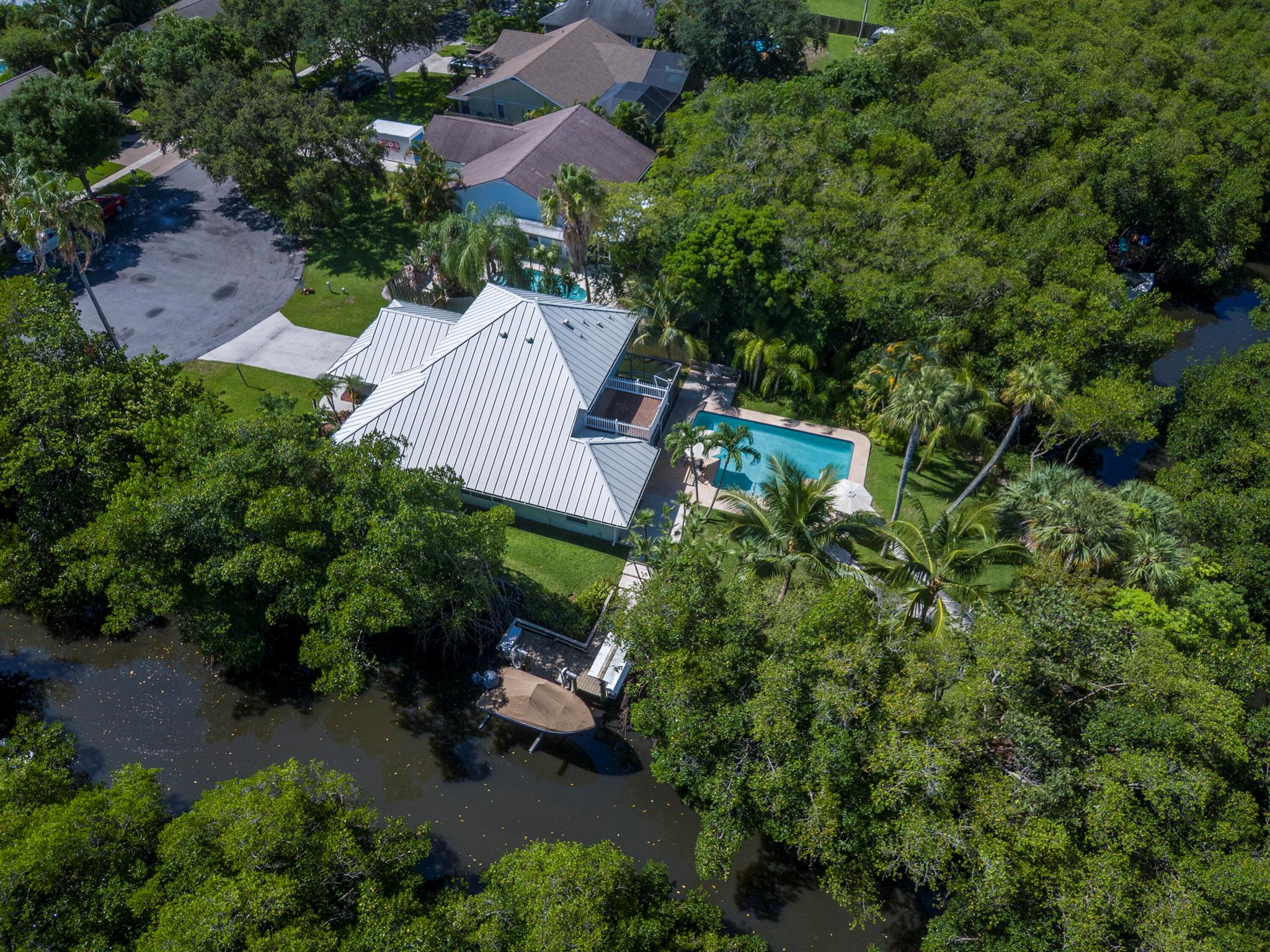 207 Jupiter Woods Dr