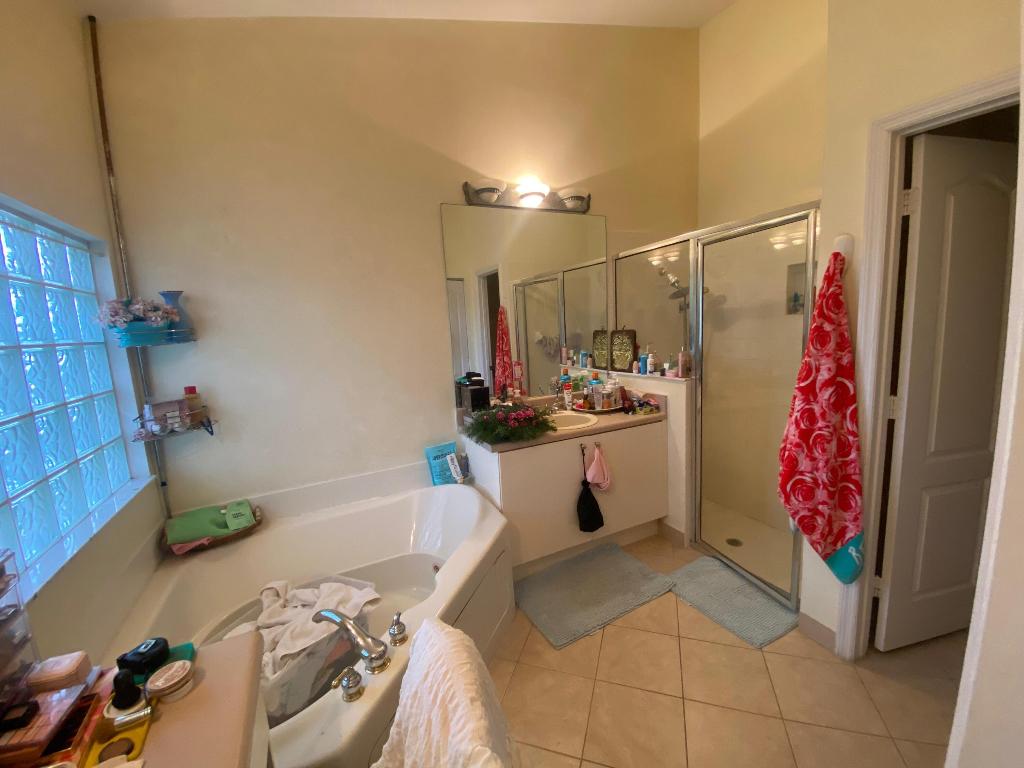 19305 SW 66th St Pembroke Pines, FL 33332