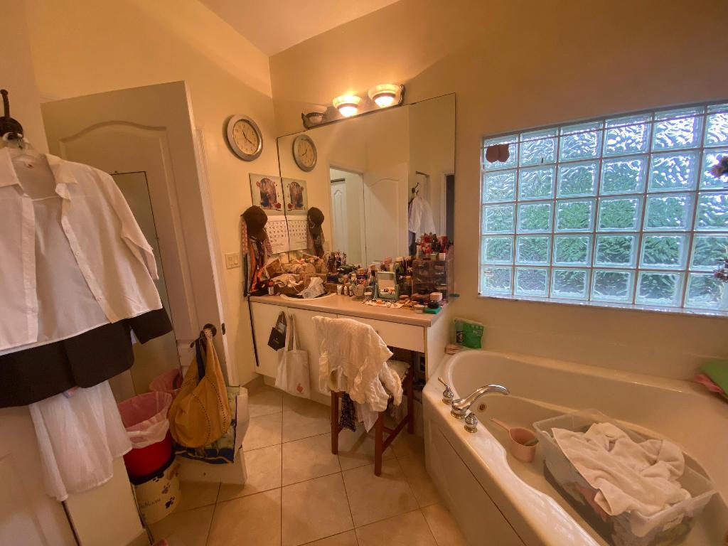 19305 SW 66th St Pembroke Pines, FL 33332