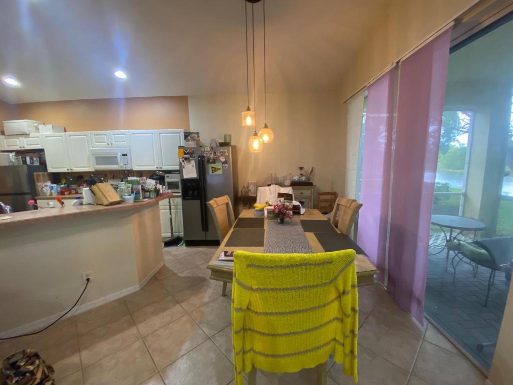 19305 SW 66th St Pembroke Pines, FL 33332