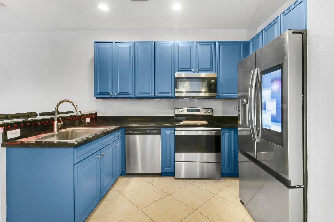 107 Pond Apple Ln #102 Jupiter, FL 33458