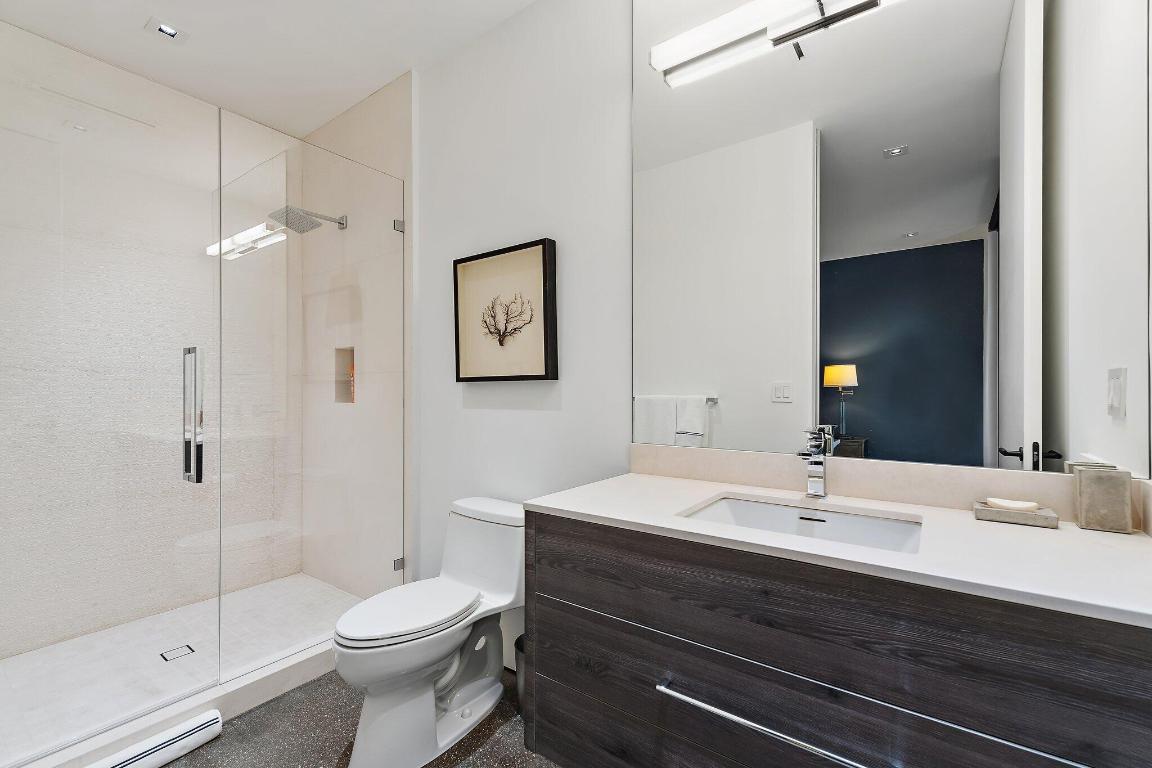 12 N Beach Jupiter Island, FL 33455