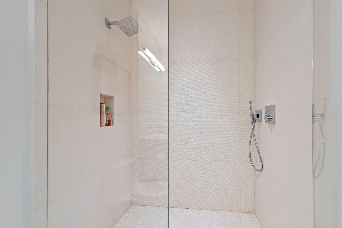 12 N Beach Jupiter Island, FL 33455