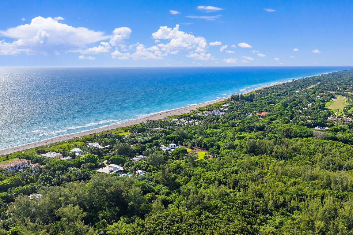 12 N Beach Jupiter Island, FL 33455