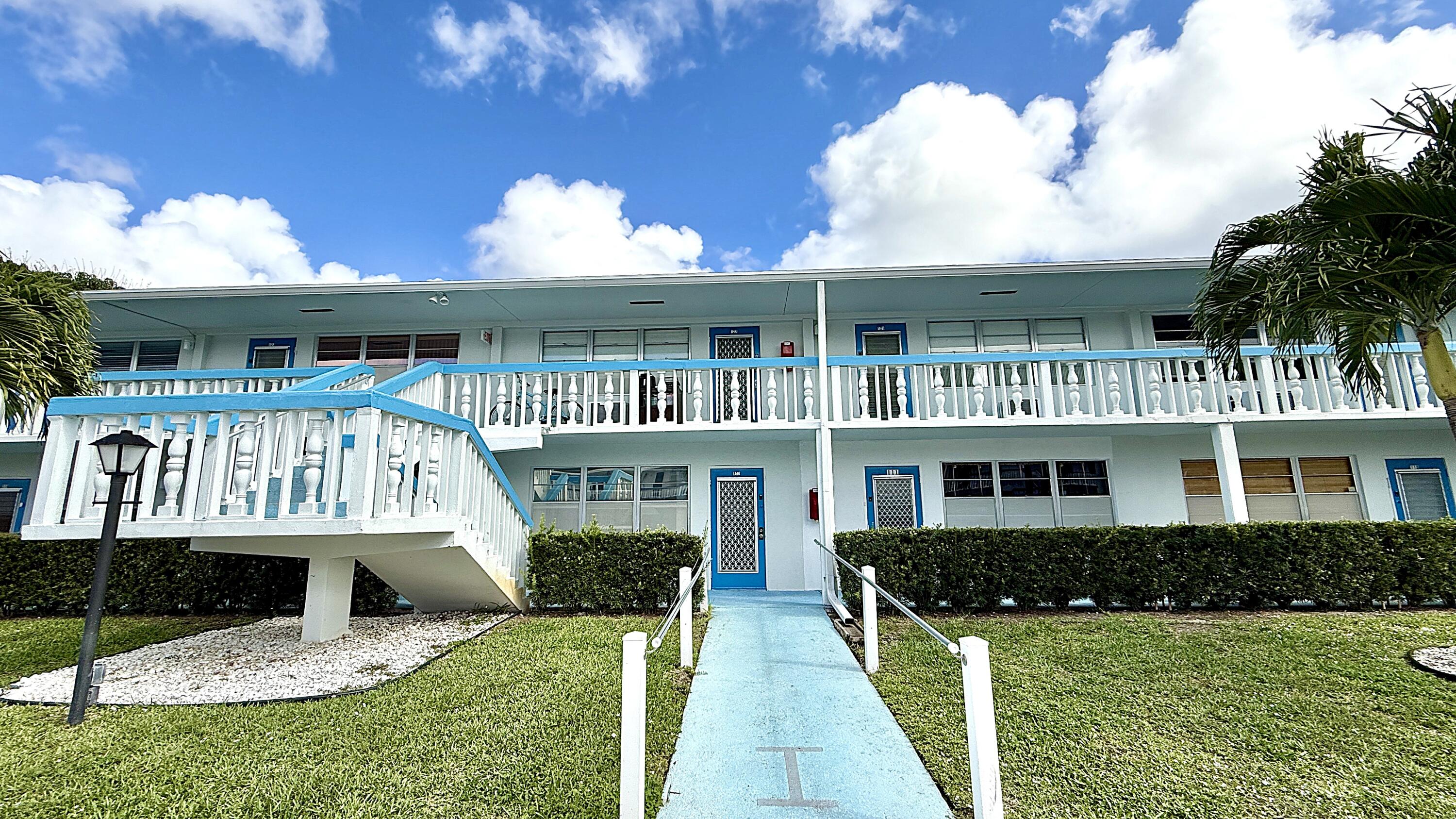 122 Oakridge I