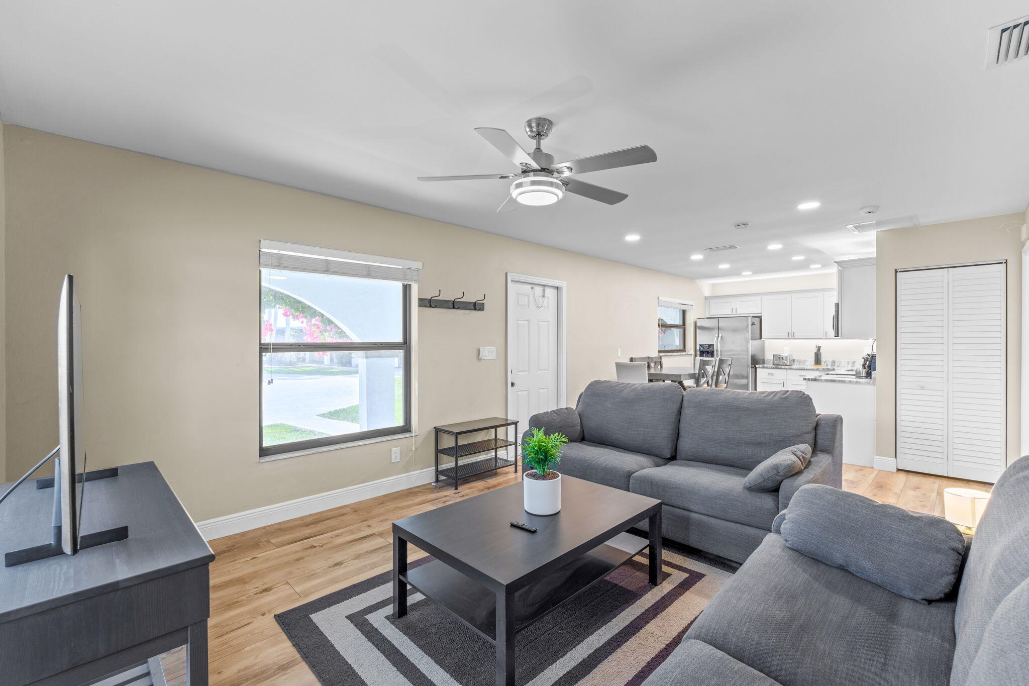 13155 Southfields Wellington, FL 33414