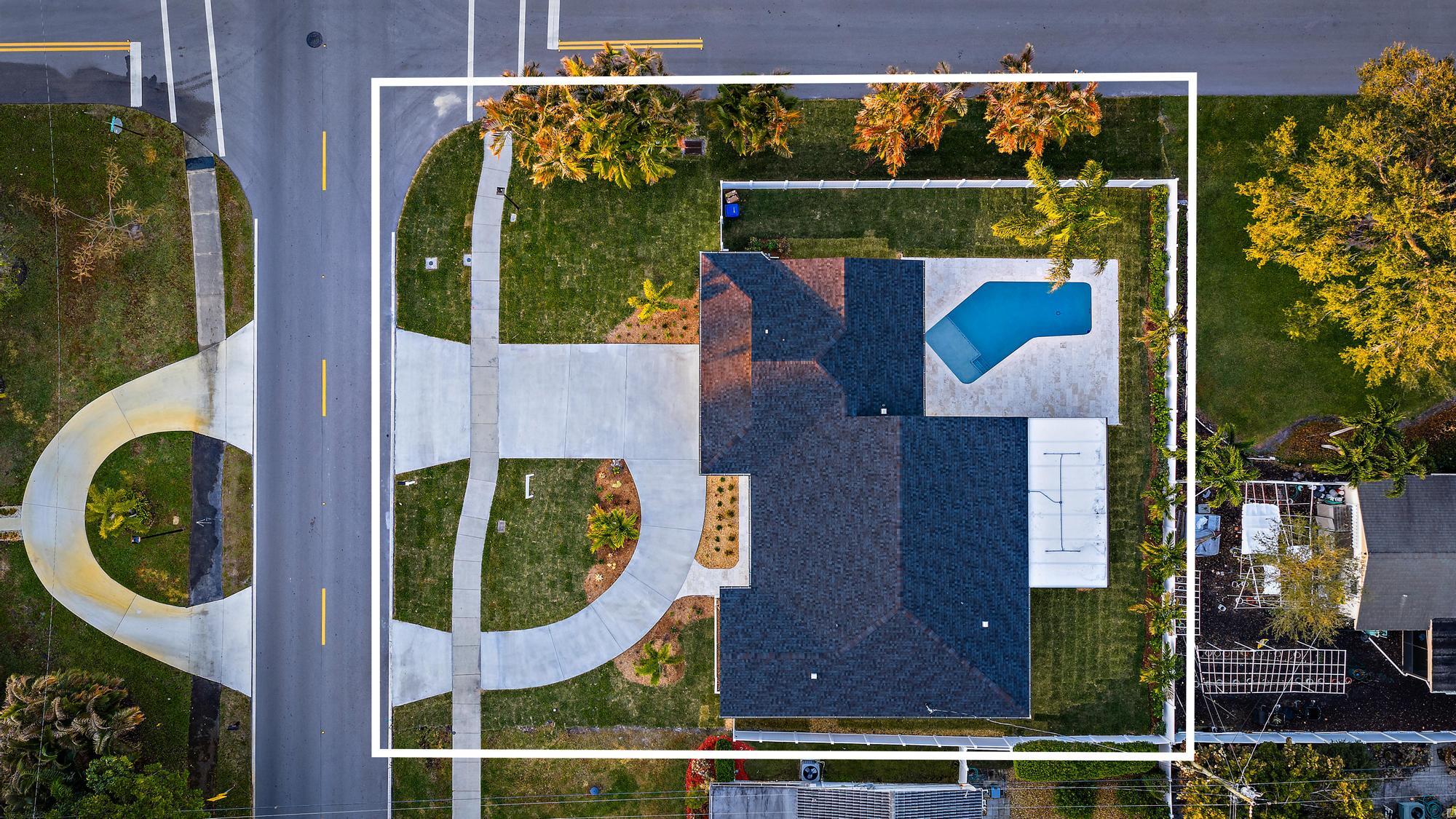 1607 Seabrook Jupiter, FL 33469