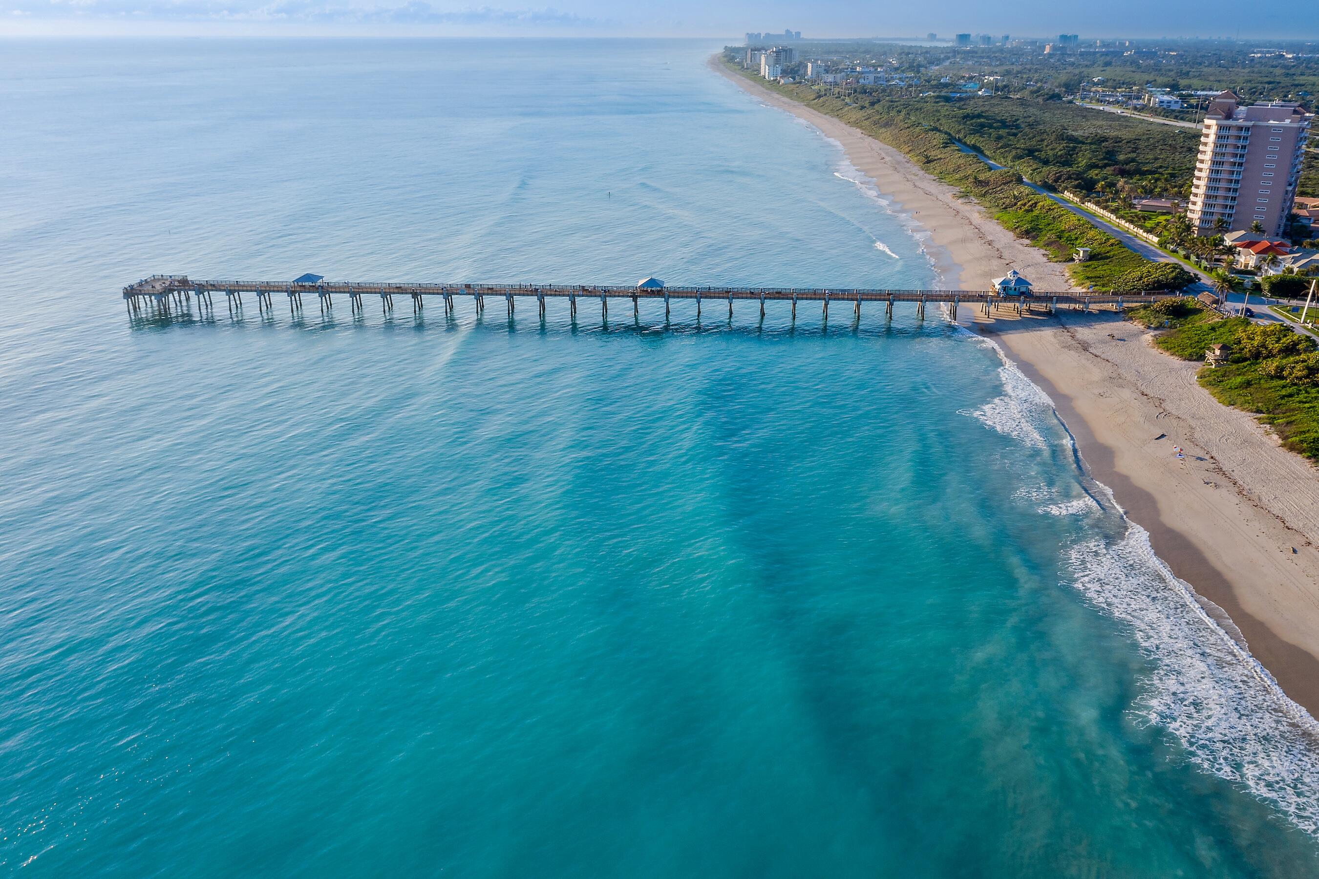 1607 Seabrook Jupiter, FL 33469