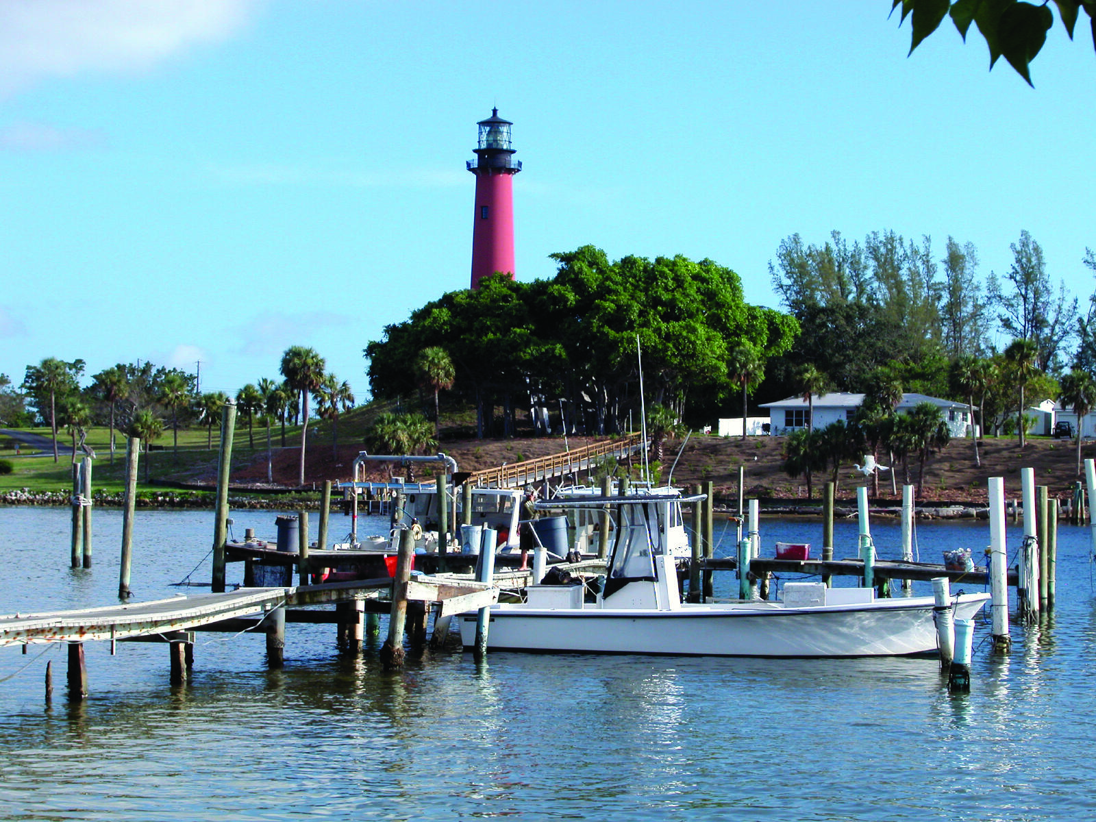 1607 Seabrook Jupiter, FL 33469