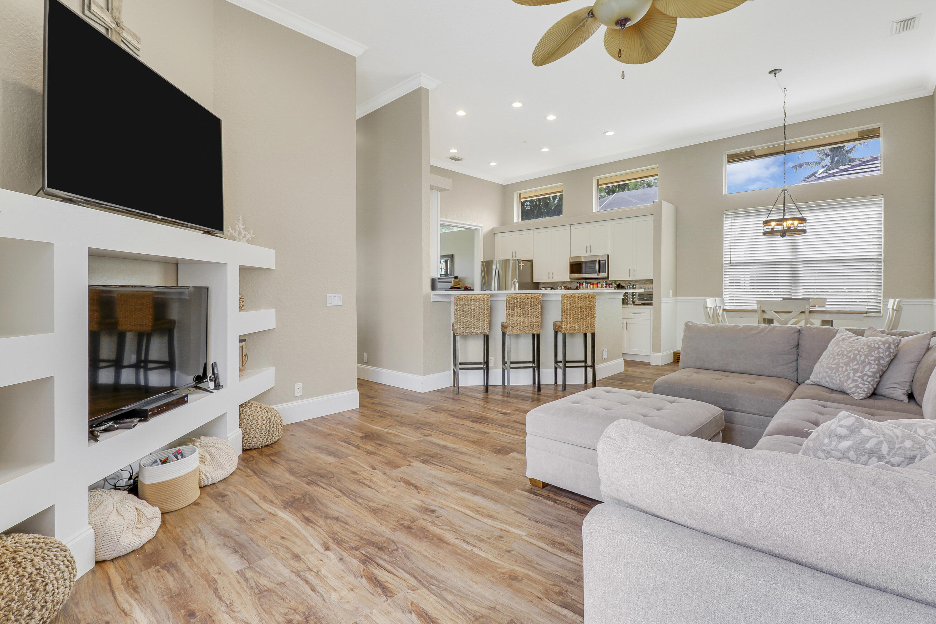 6995 Cypress Cv Jupiter, FL 33458