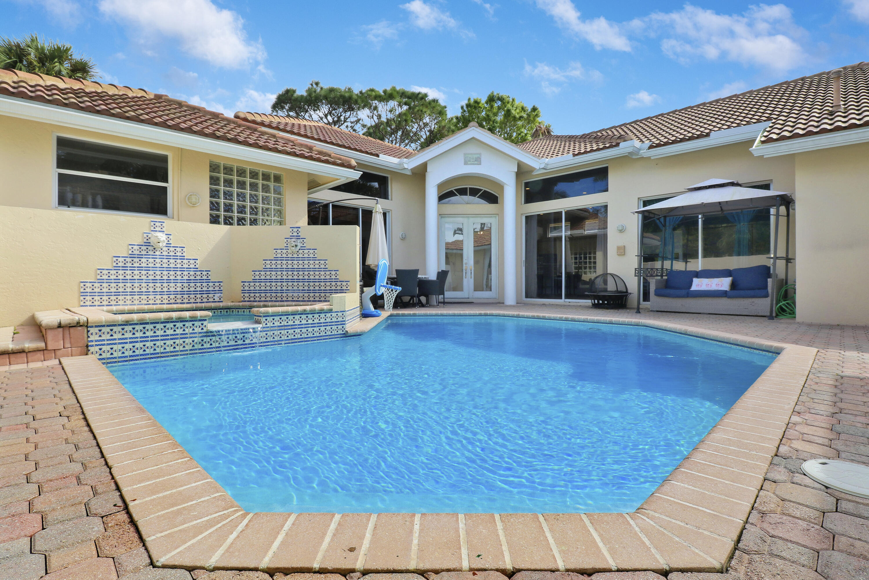 6995 Cypress Cv Jupiter, FL 33458