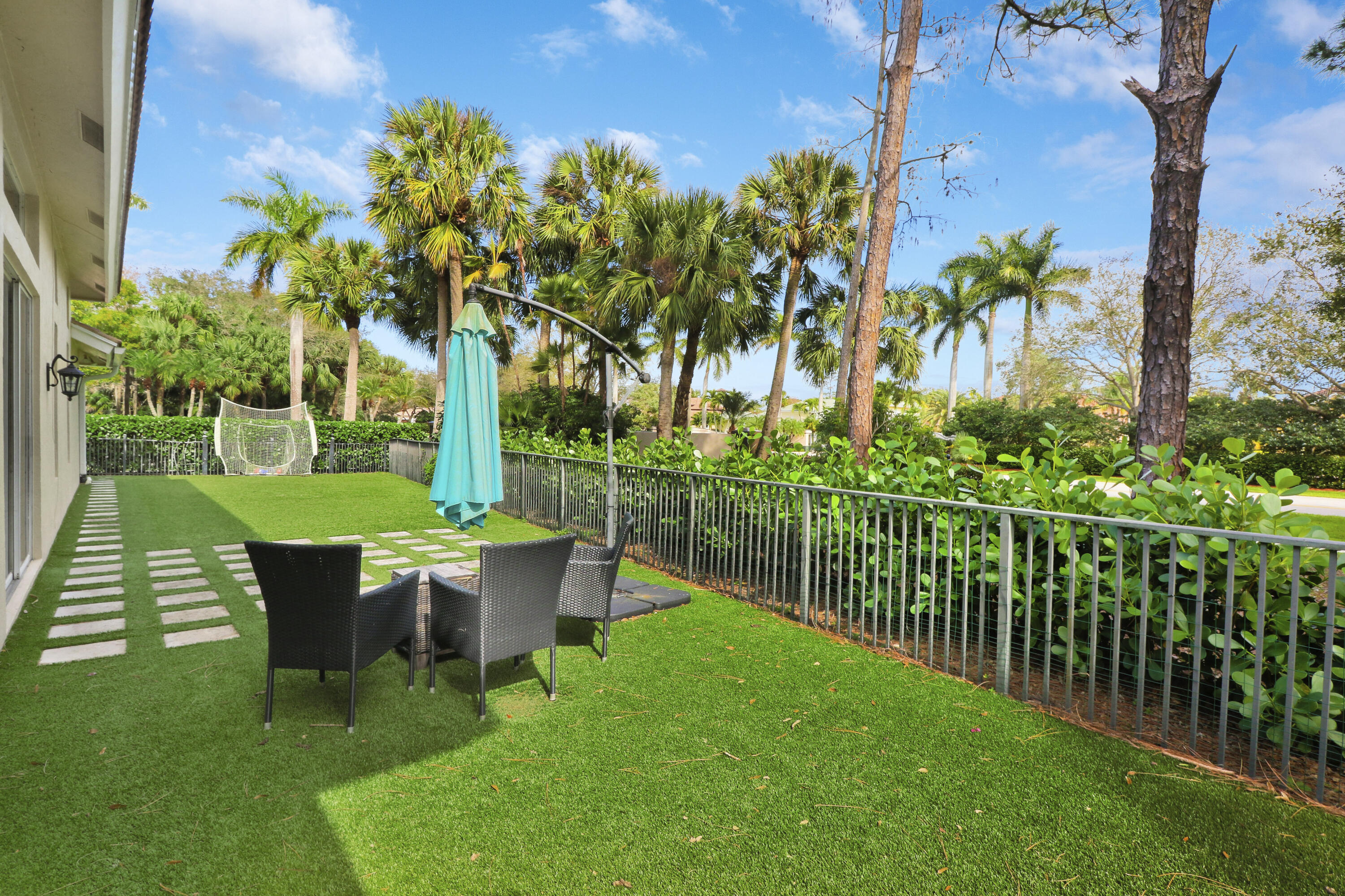 6995 Cypress Cv Jupiter, FL 33458