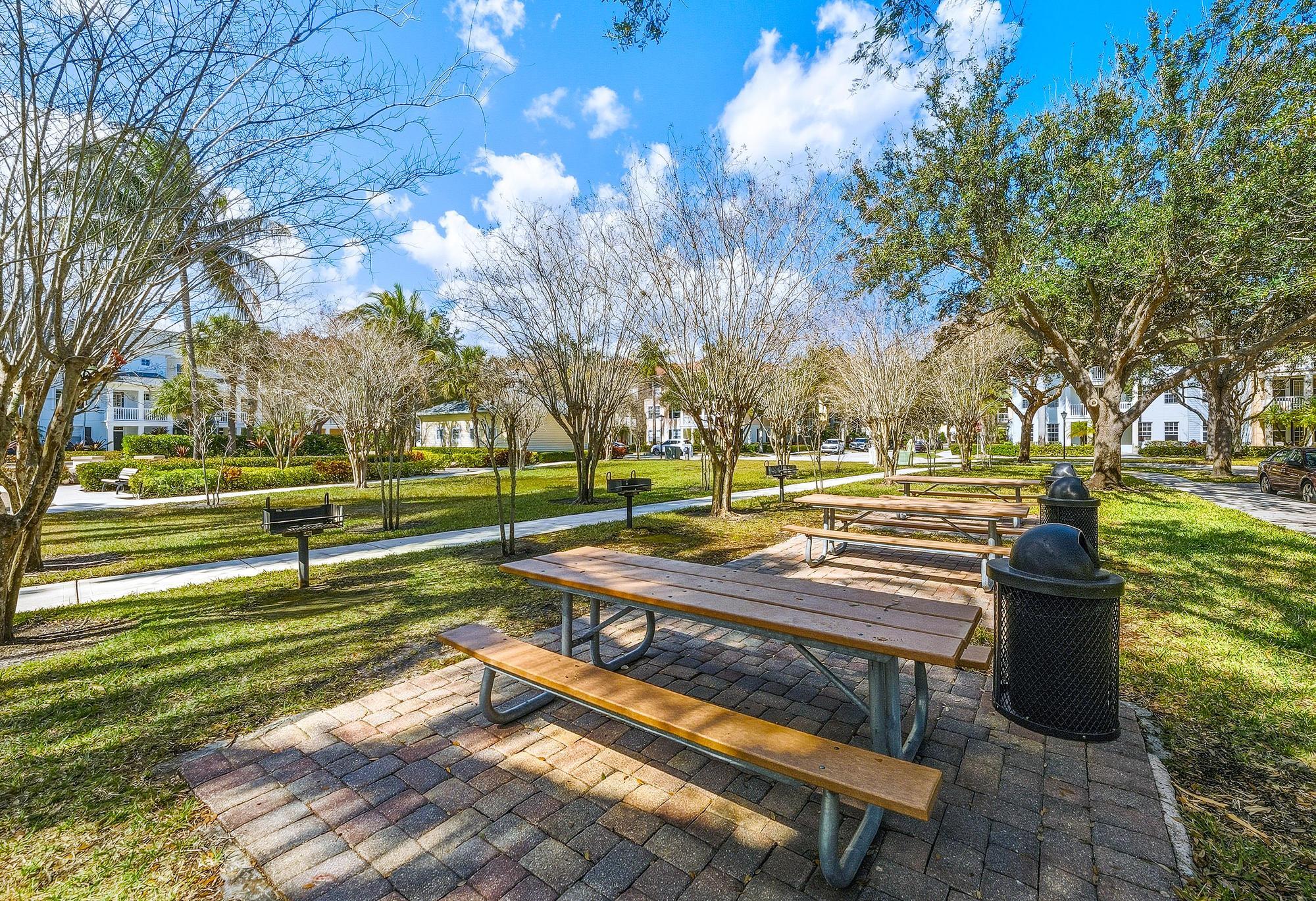 225 Murcia #109 Jupiter, FL 33458