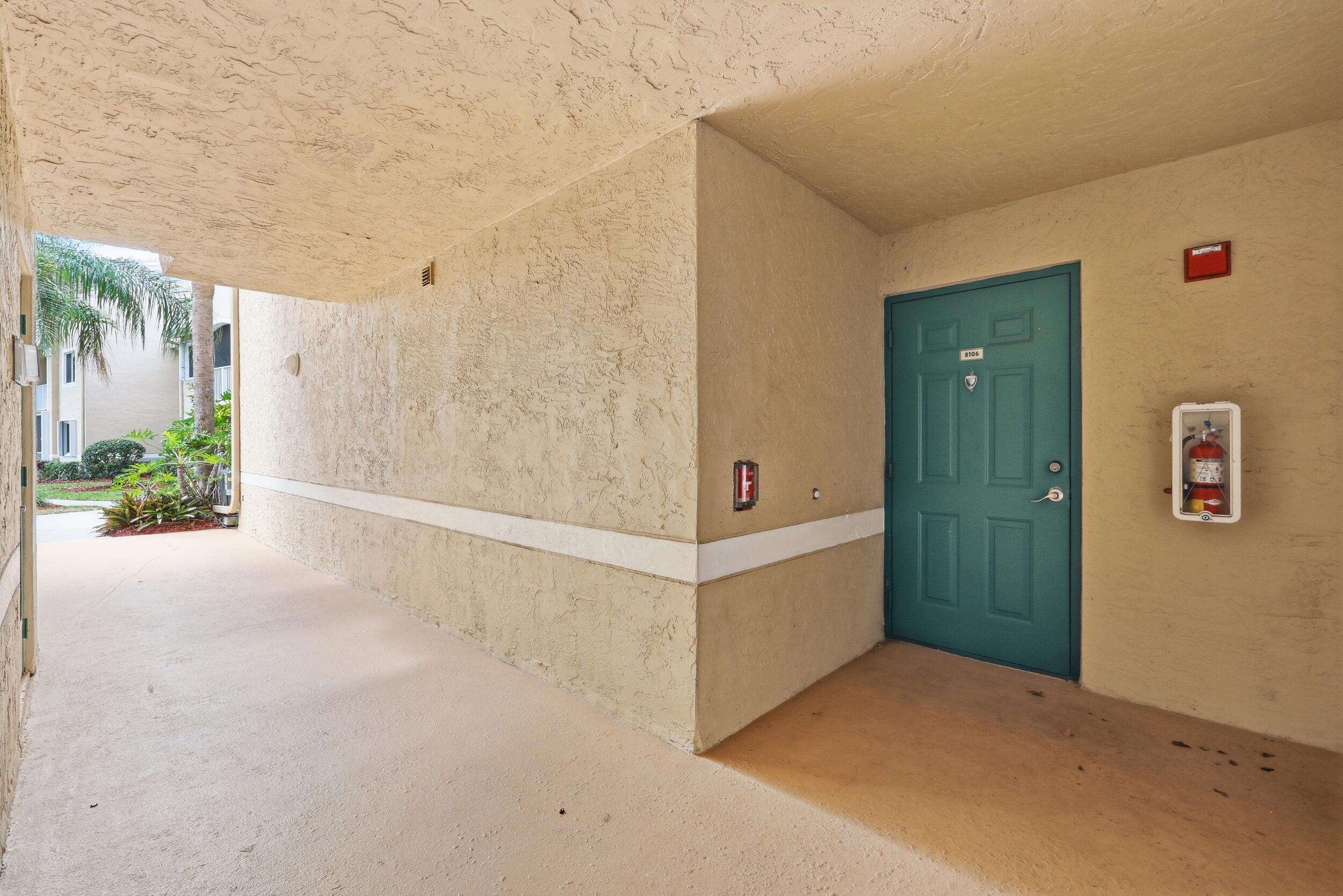 278 Village #8106 Tequesta, FL 33469