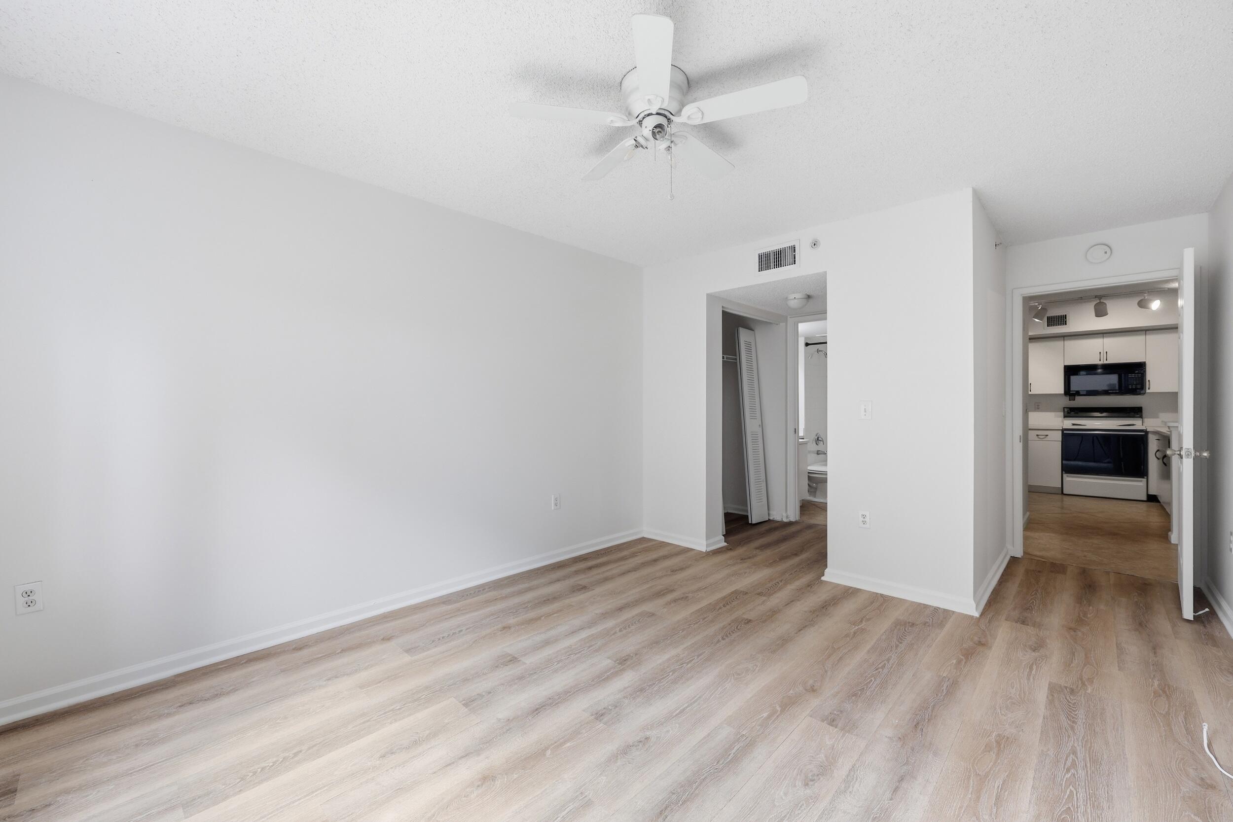 278 Village #8106 Tequesta, FL 33469