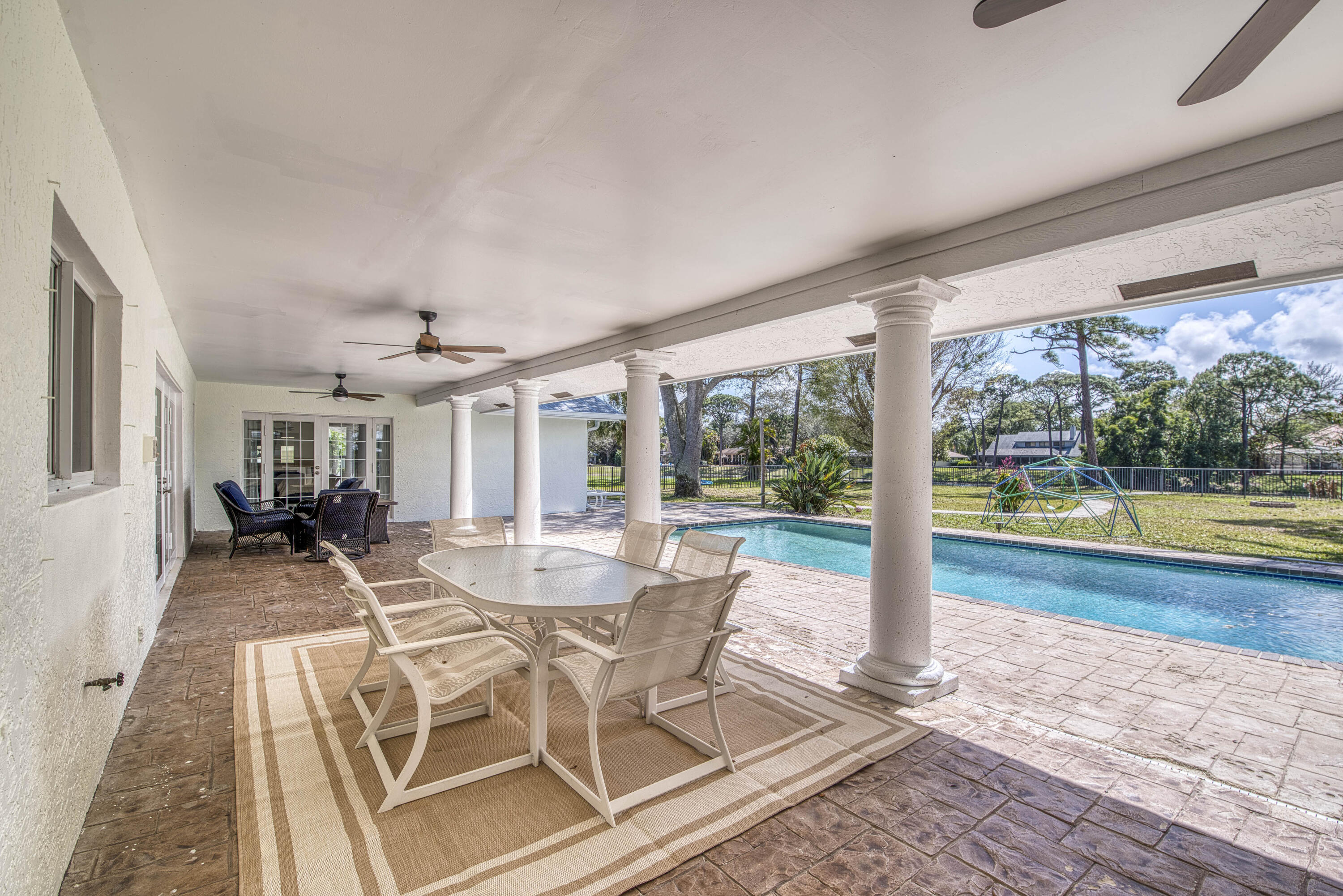 6062 Woodlake Jupiter, FL 33458