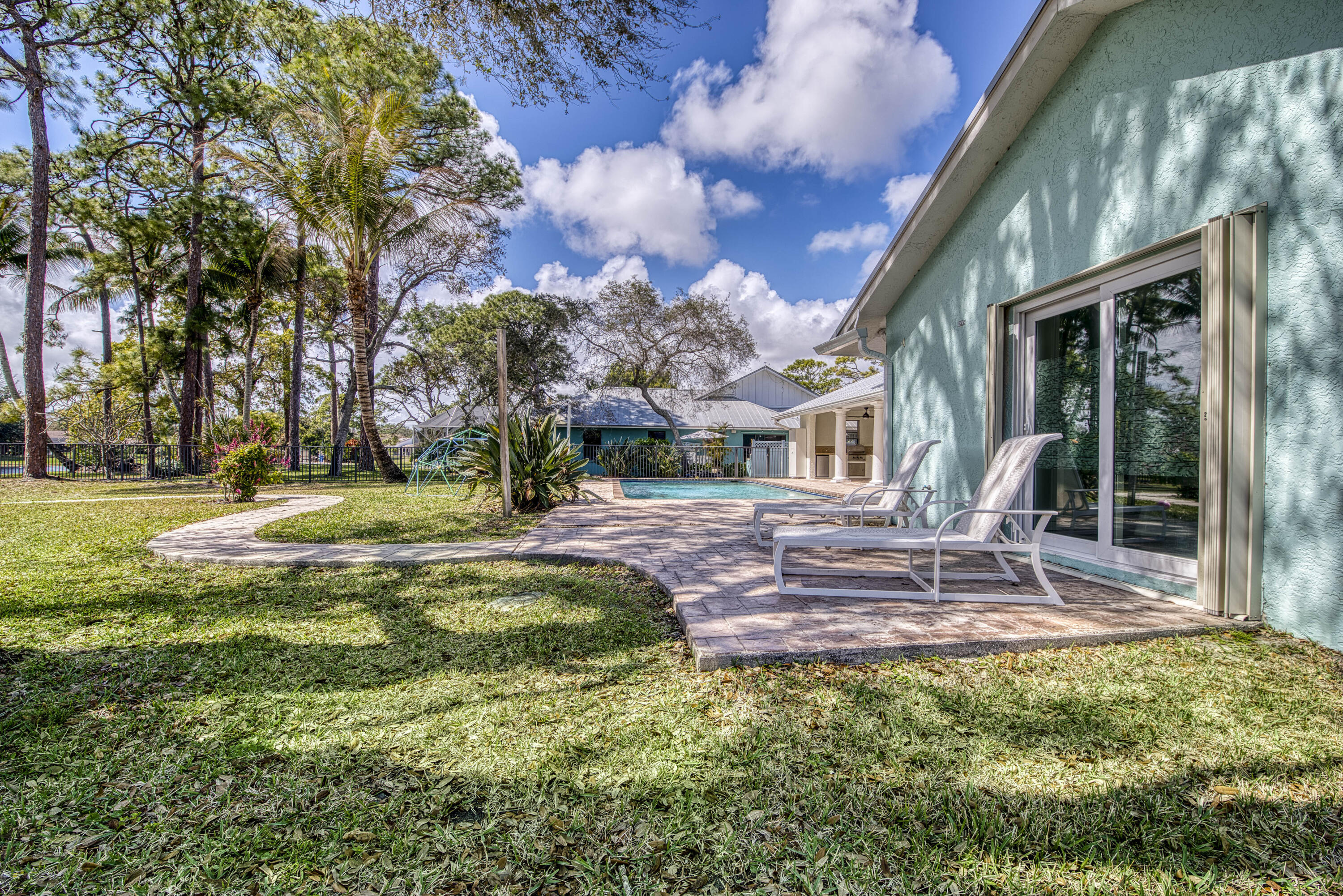 6062 Woodlake Jupiter, FL 33458