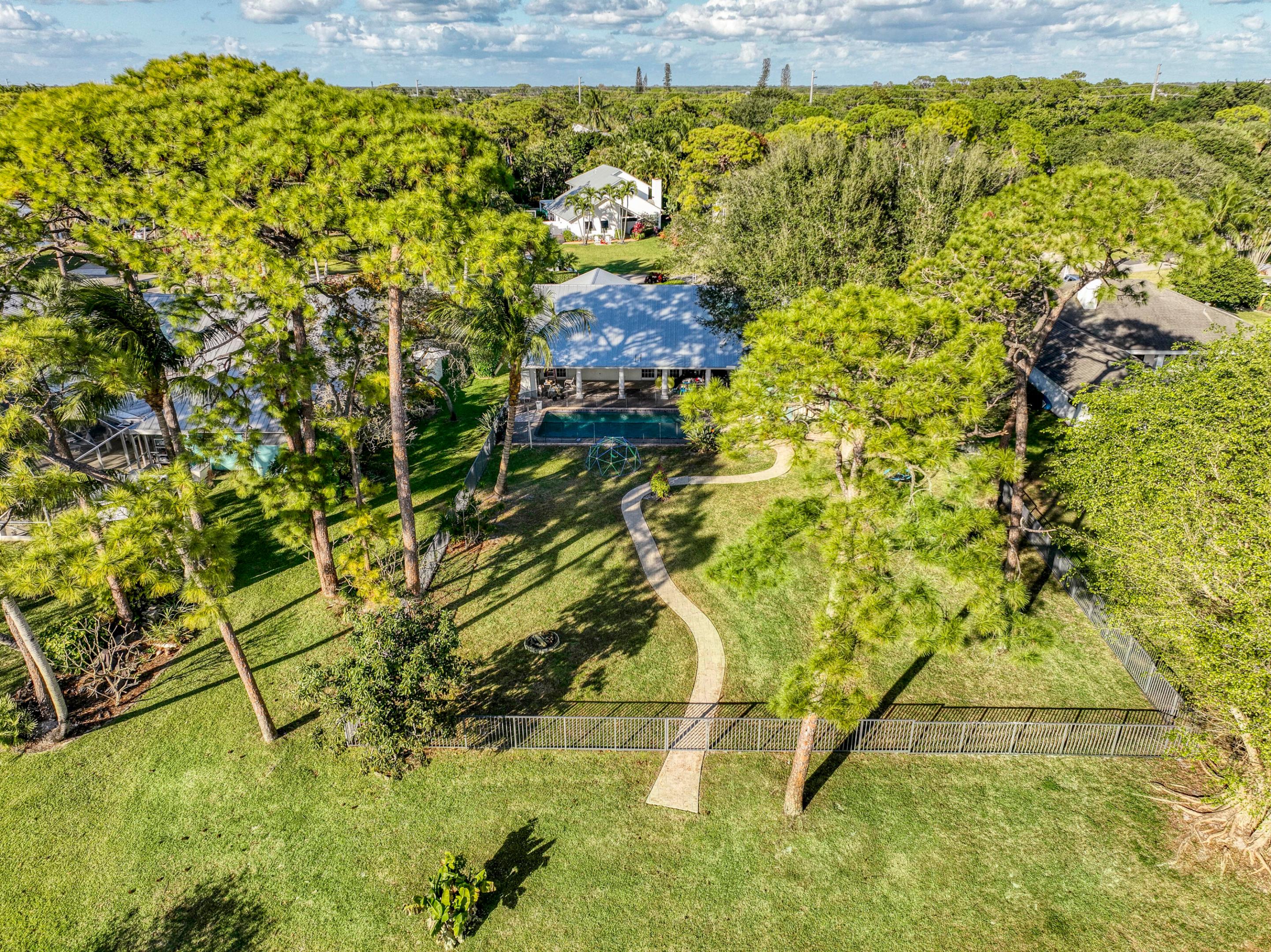 6062 Woodlake Jupiter, FL 33458