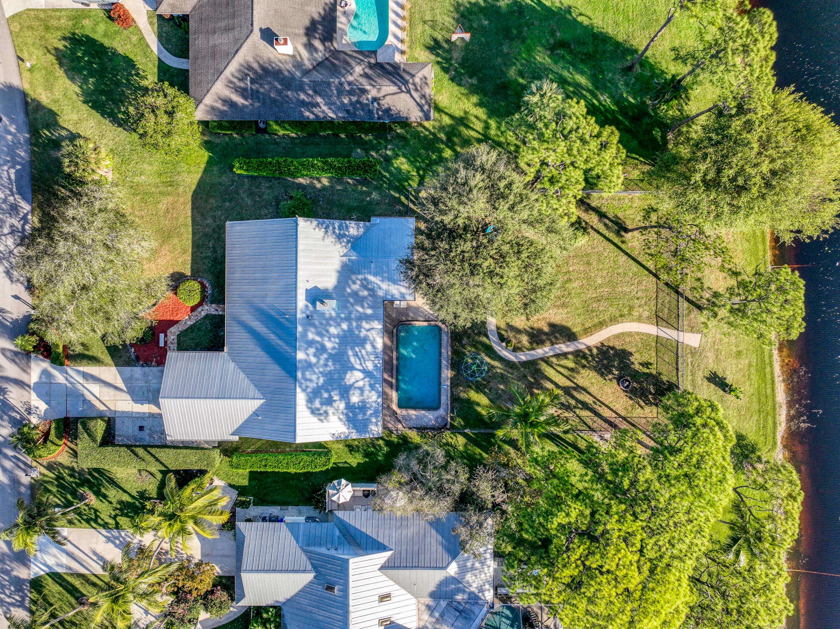 6062 Woodlake Jupiter, FL 33458