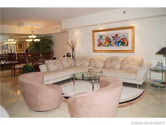 7000 Island Blvd #210