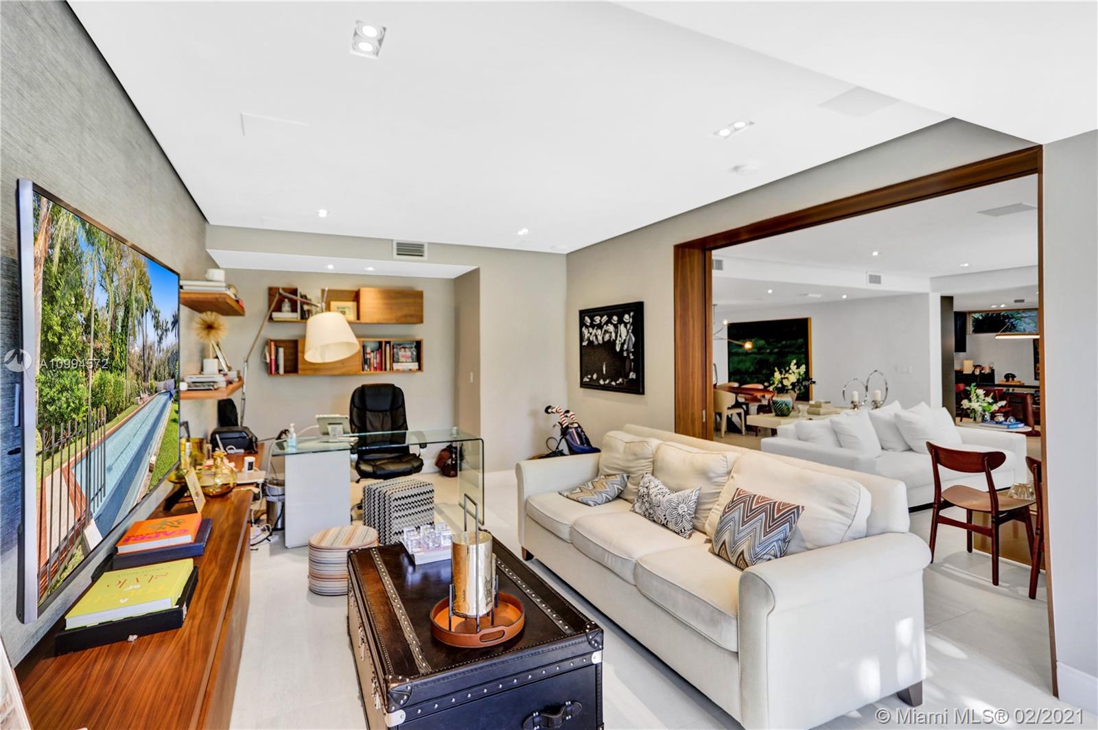 2475 S Bayshore Dr Coconut Grove, FL 33133