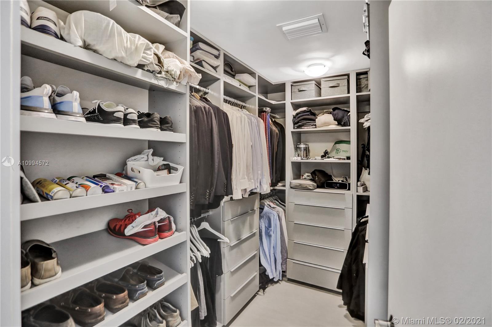 2475 S Bayshore Dr Coconut Grove, FL 33133