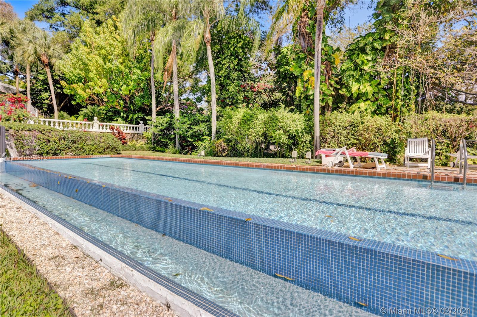 2475 S Bayshore Dr Coconut Grove, FL 33133