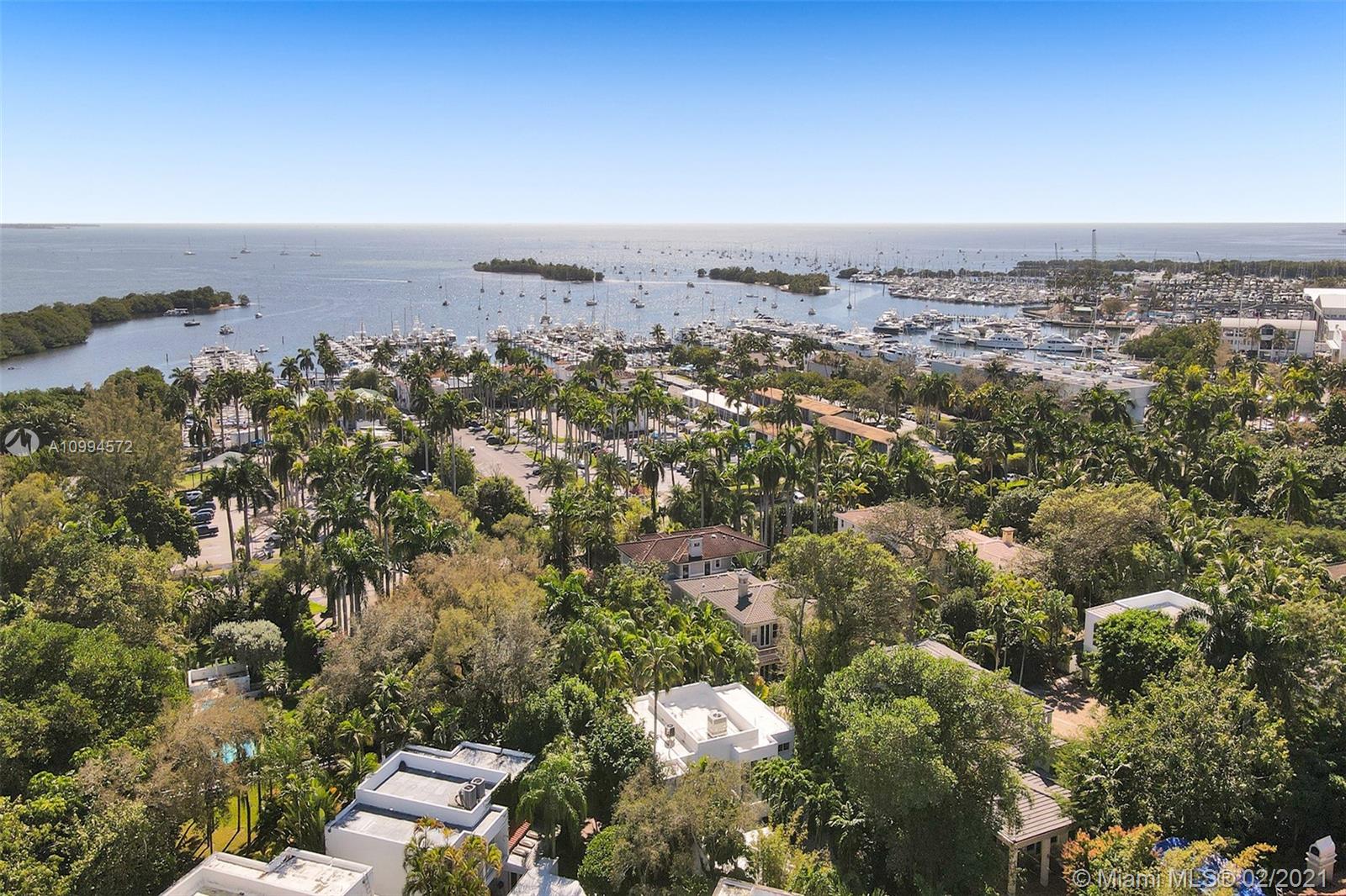 2475 S Bayshore Dr Coconut Grove, FL 33133