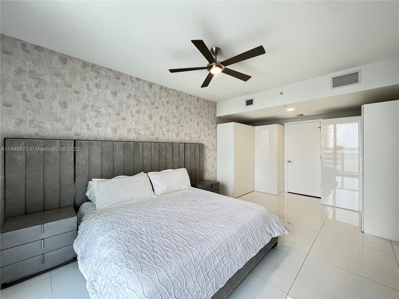 image 1010 Brickell16