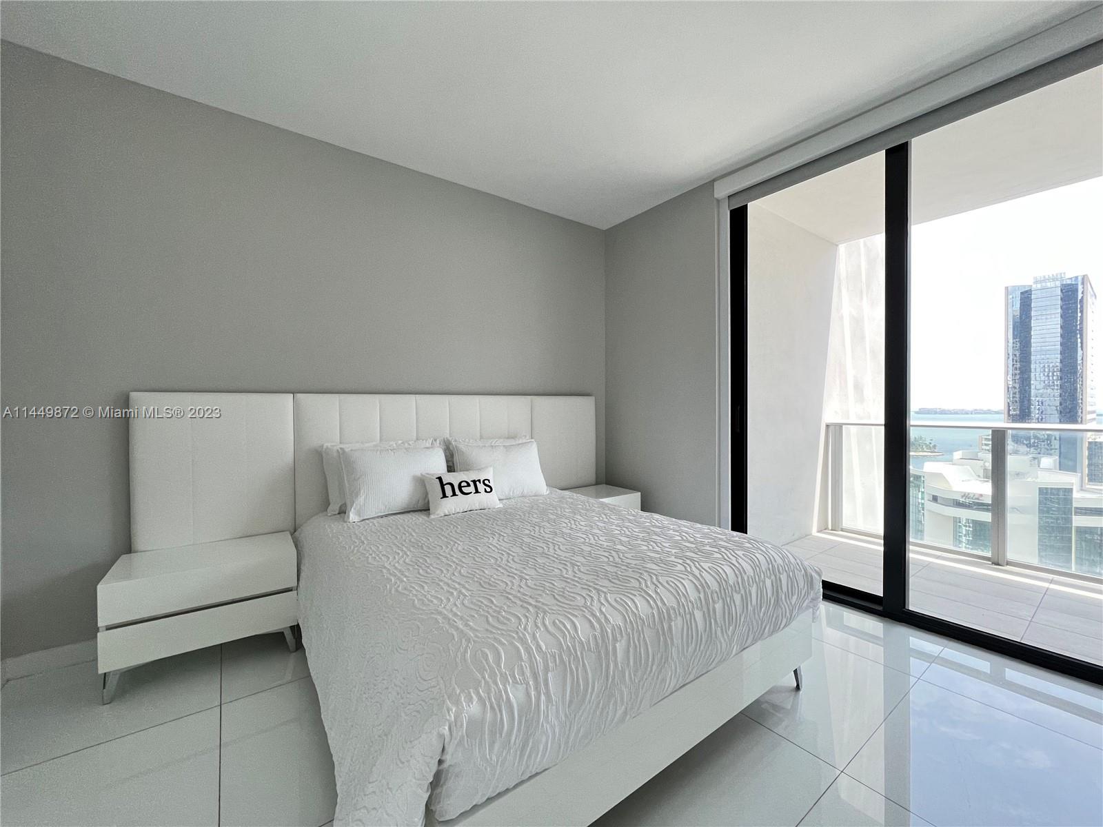 image 1010 Brickell19