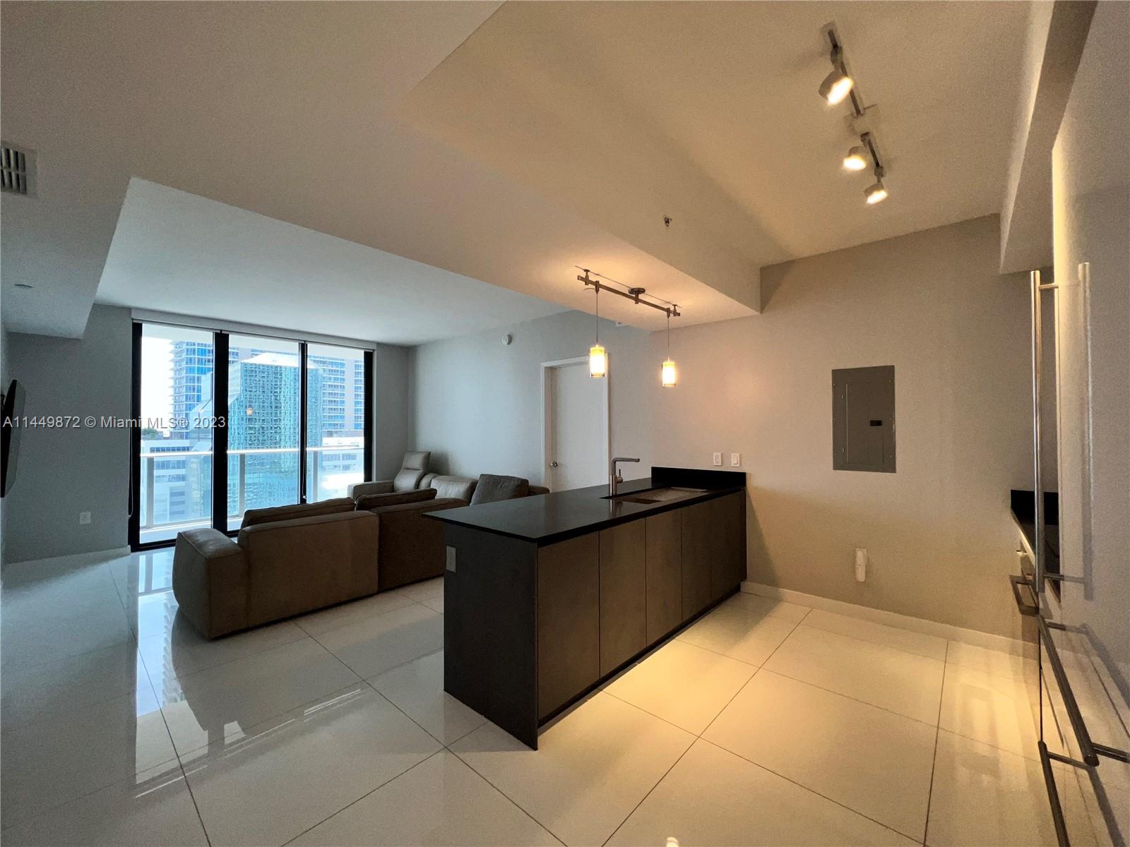 image 1010 Brickell6