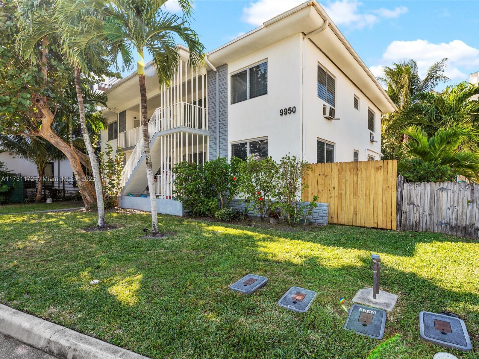 9950 E Bay Hbr Dr Bay Harbor Islands, FL 33154