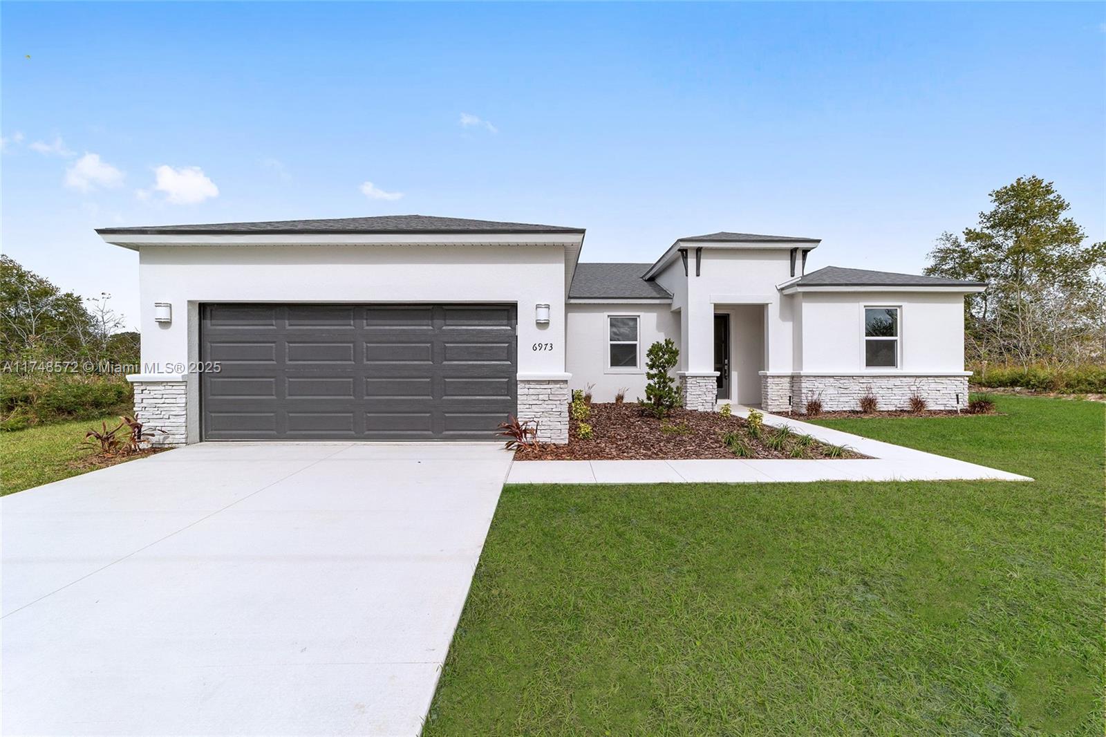 5096 SW 154th Loop