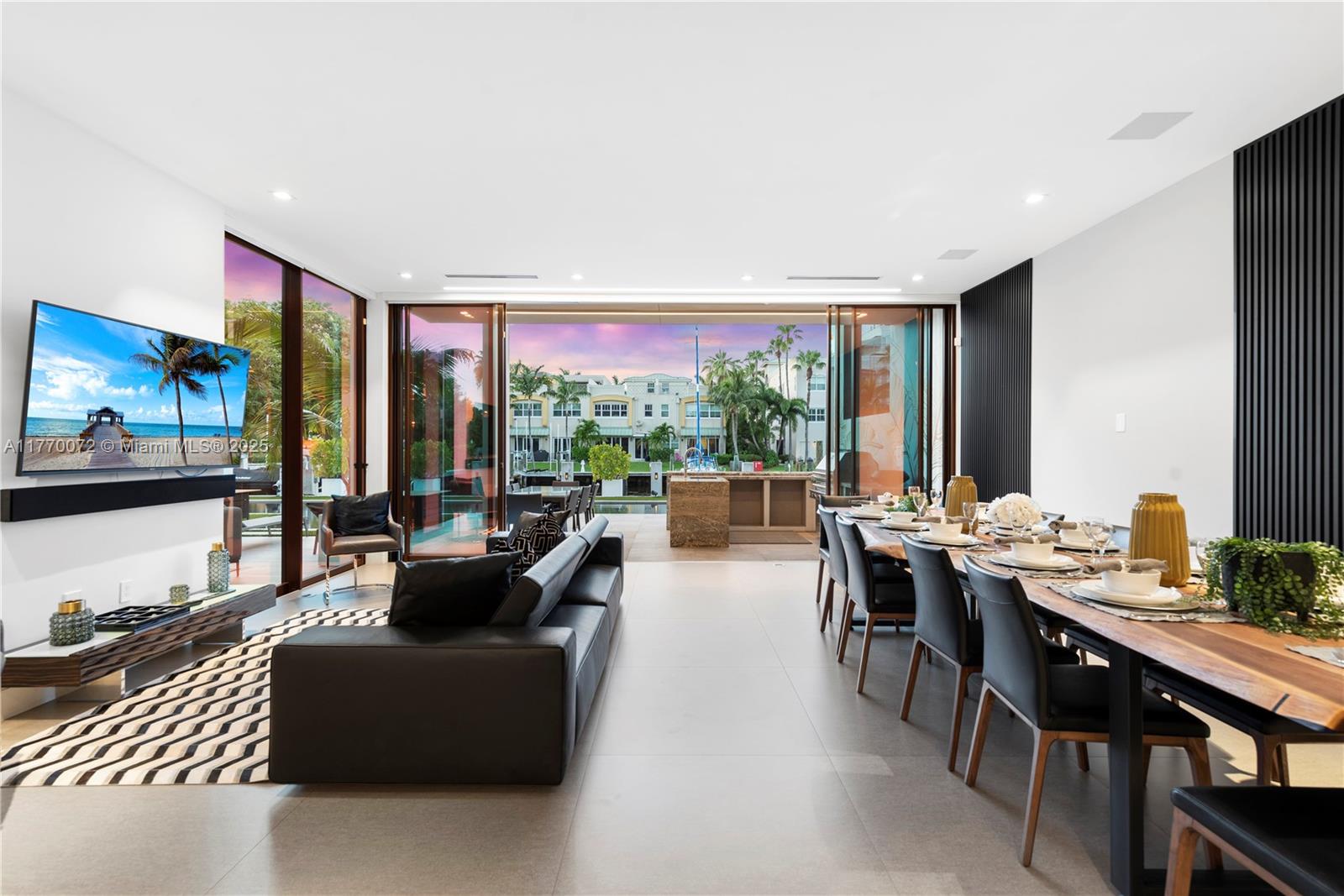 1400 Bayview Dr Fort Lauderdale, FL 33304