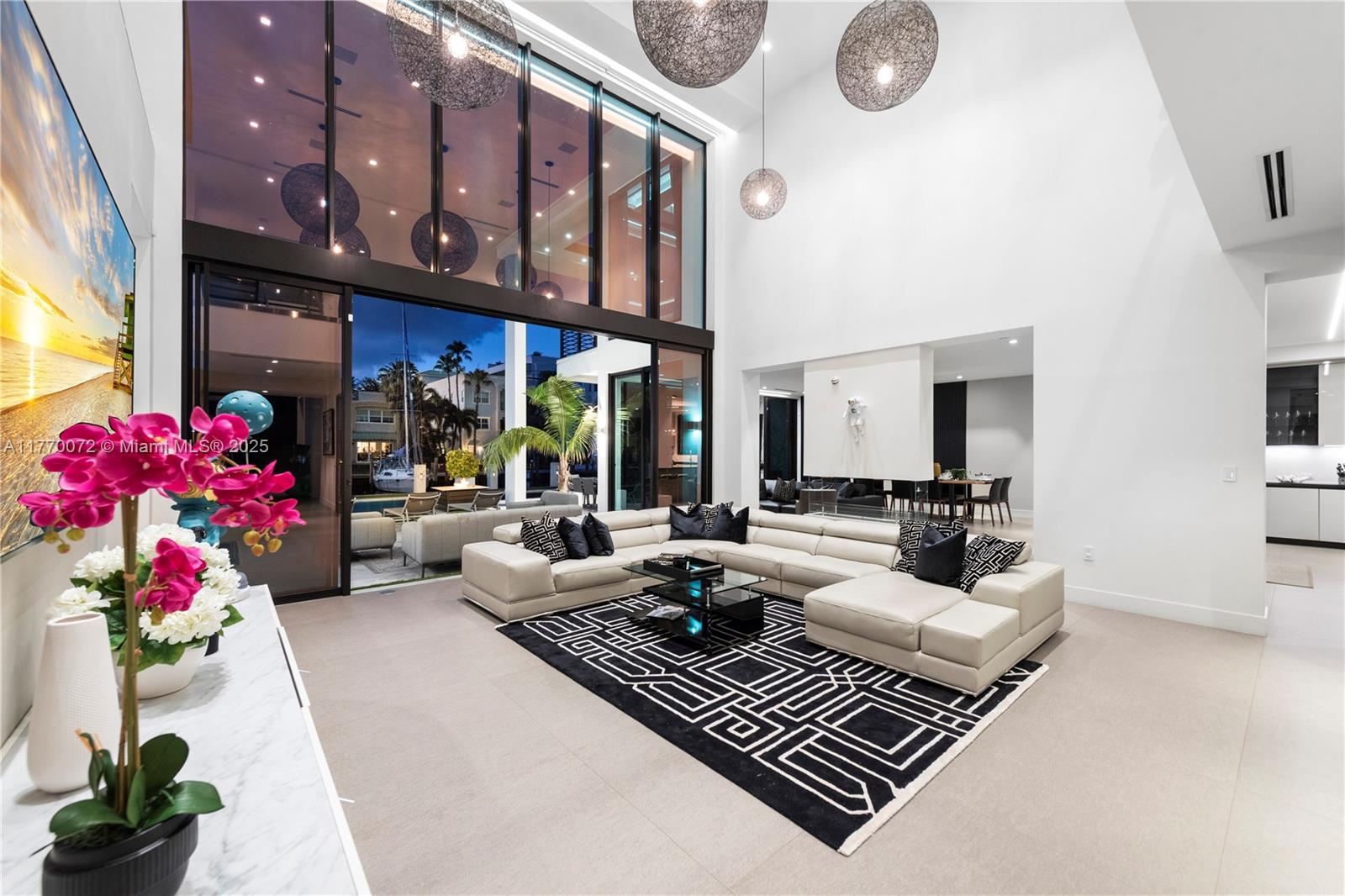 1400 Bayview Dr Fort Lauderdale, FL 33304