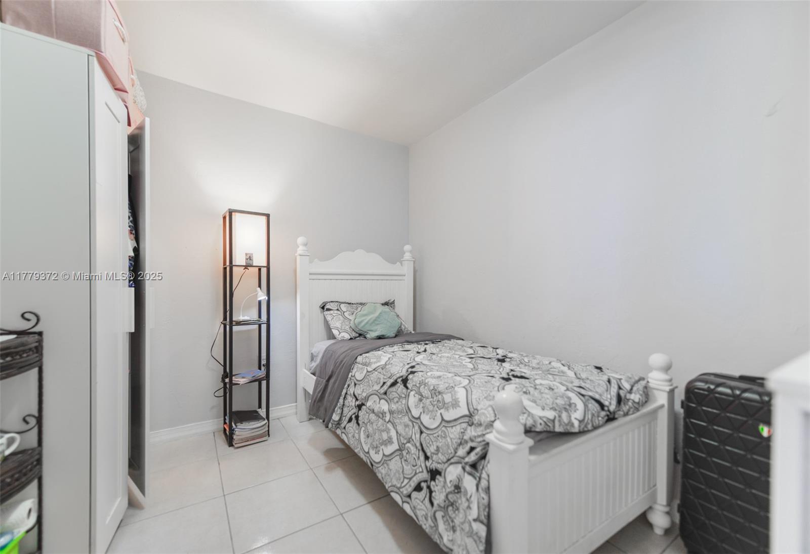 image SANS SOUCI CONDO11