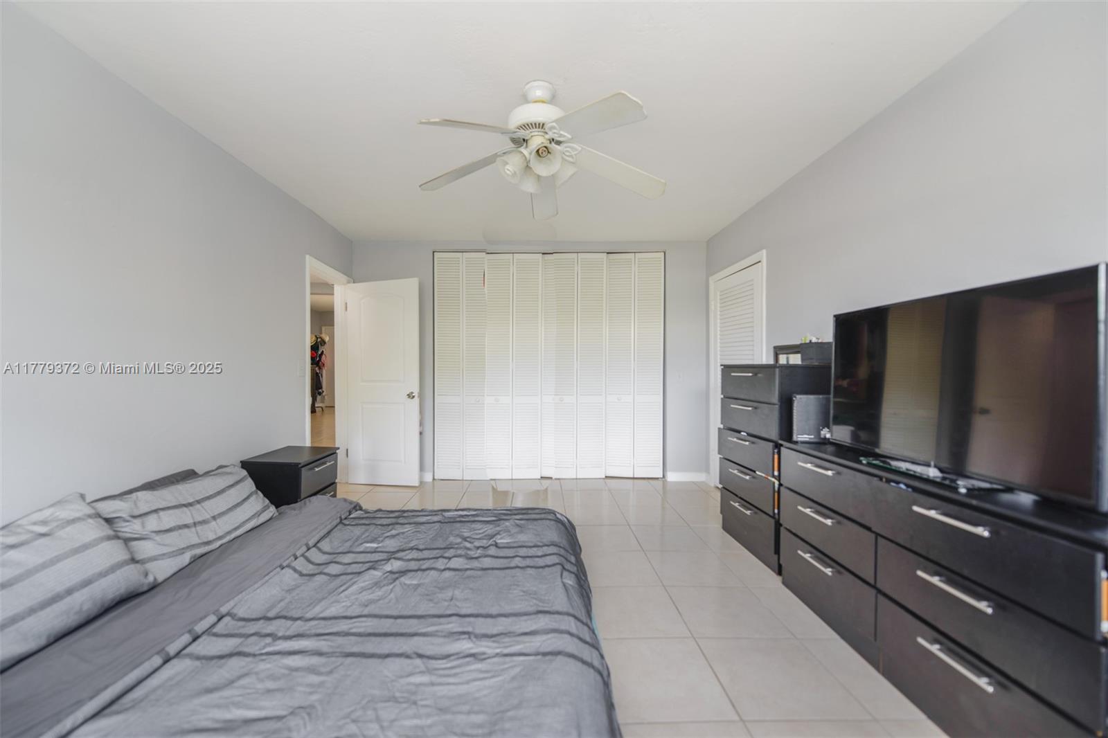 image SANS SOUCI CONDO12