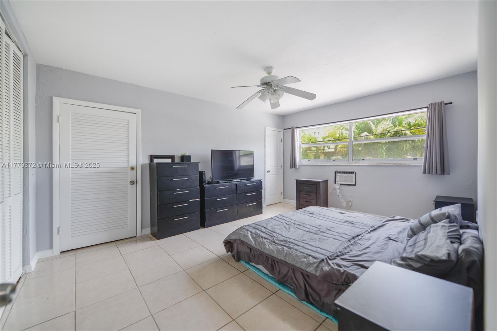 image SANS SOUCI CONDO13