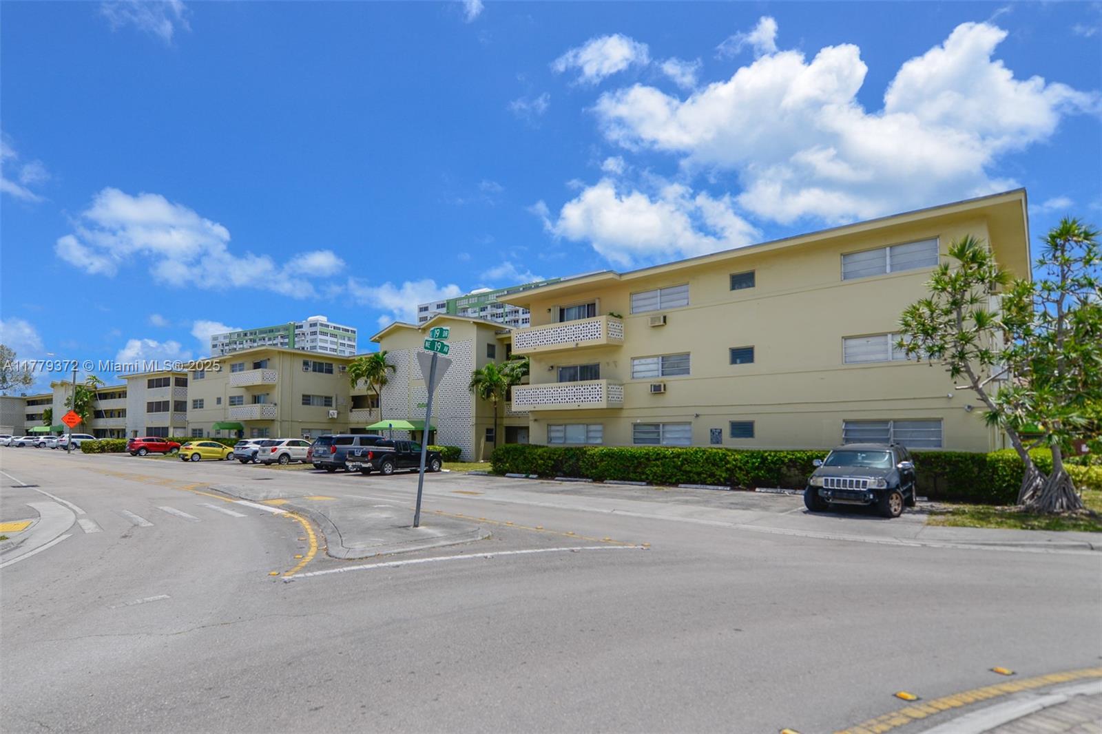 image SANS SOUCI CONDO20