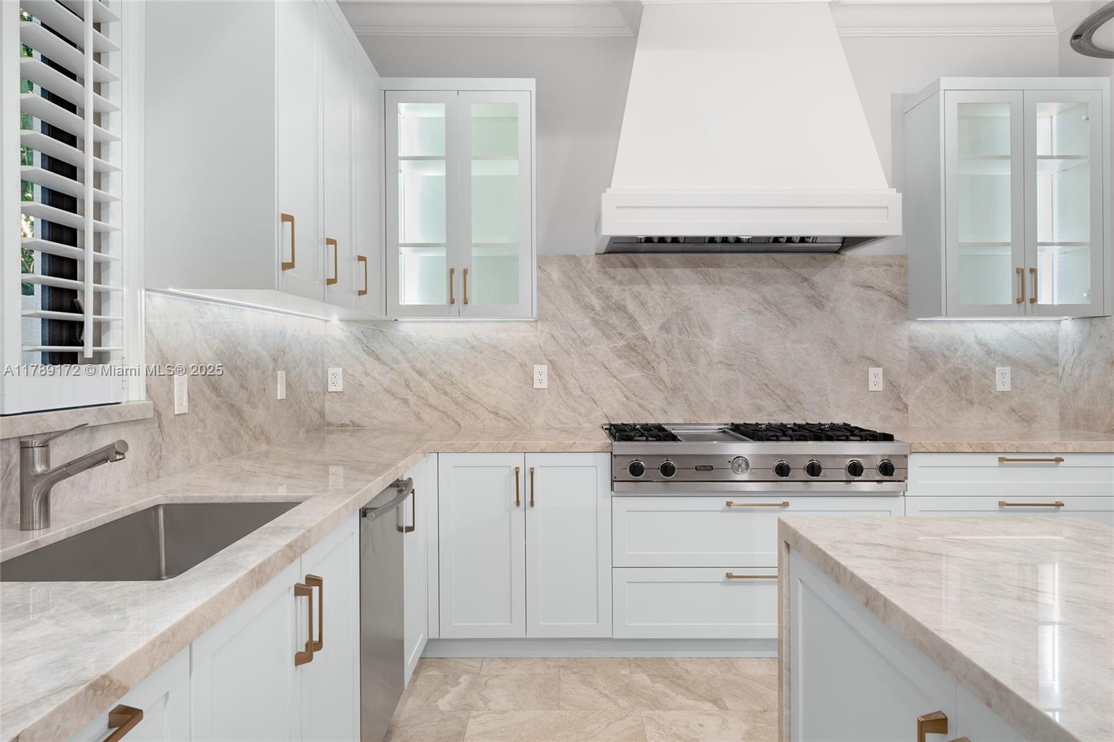 1672 Micanopy Ave,Miami, FL 33133