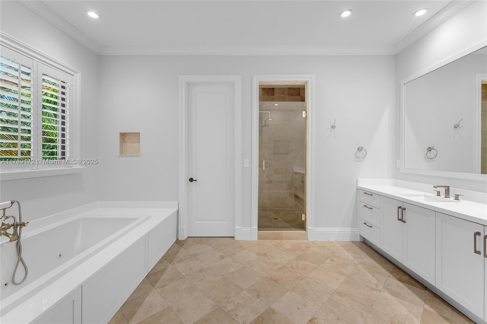 1672 Micanopy Ave,Miami, FL 33133