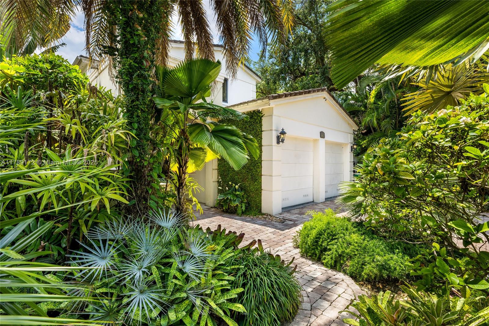 1672 Micanopy Ave,Miami, FL 33133