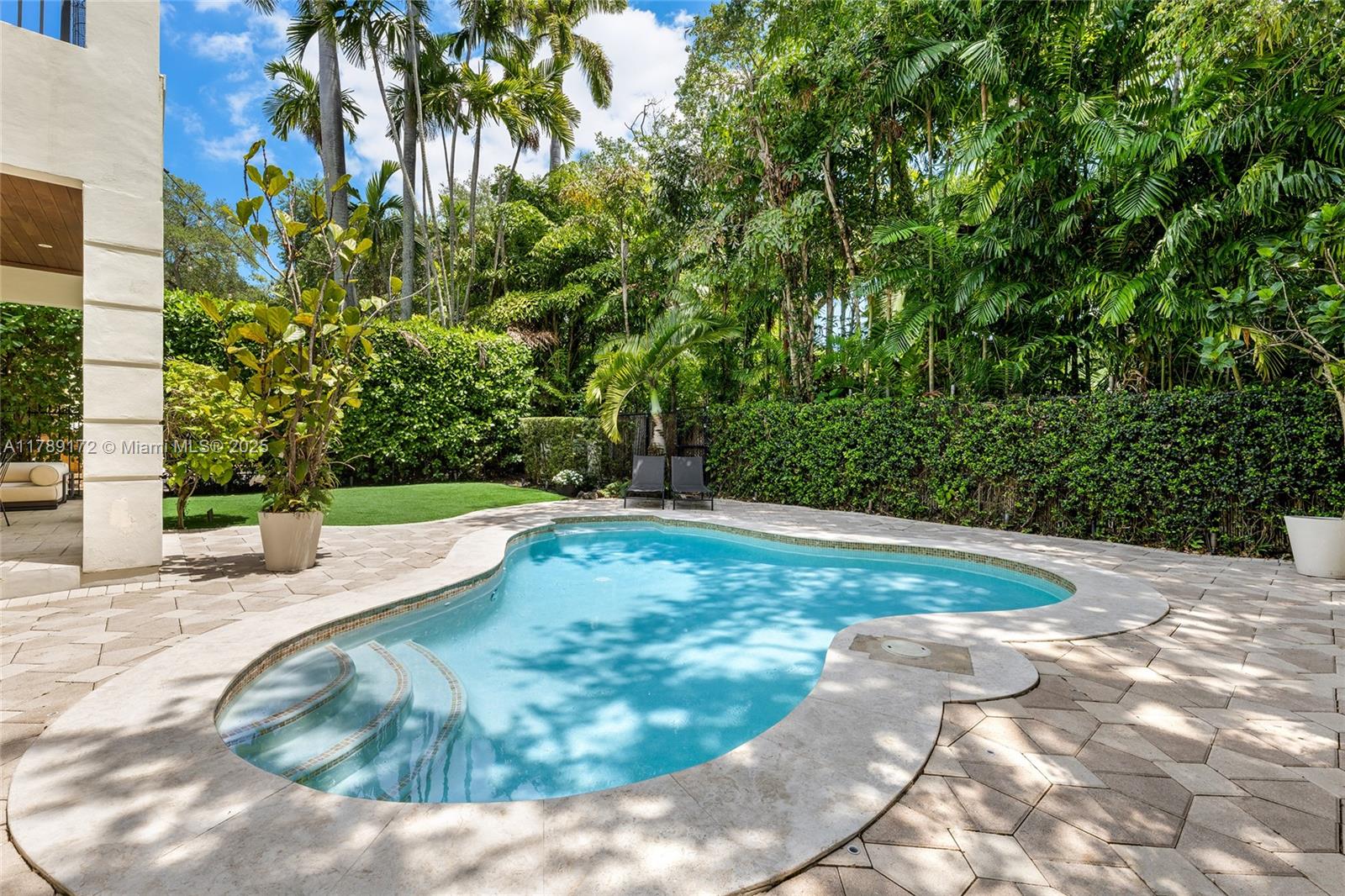 1672 Micanopy Ave,Miami, FL 33133