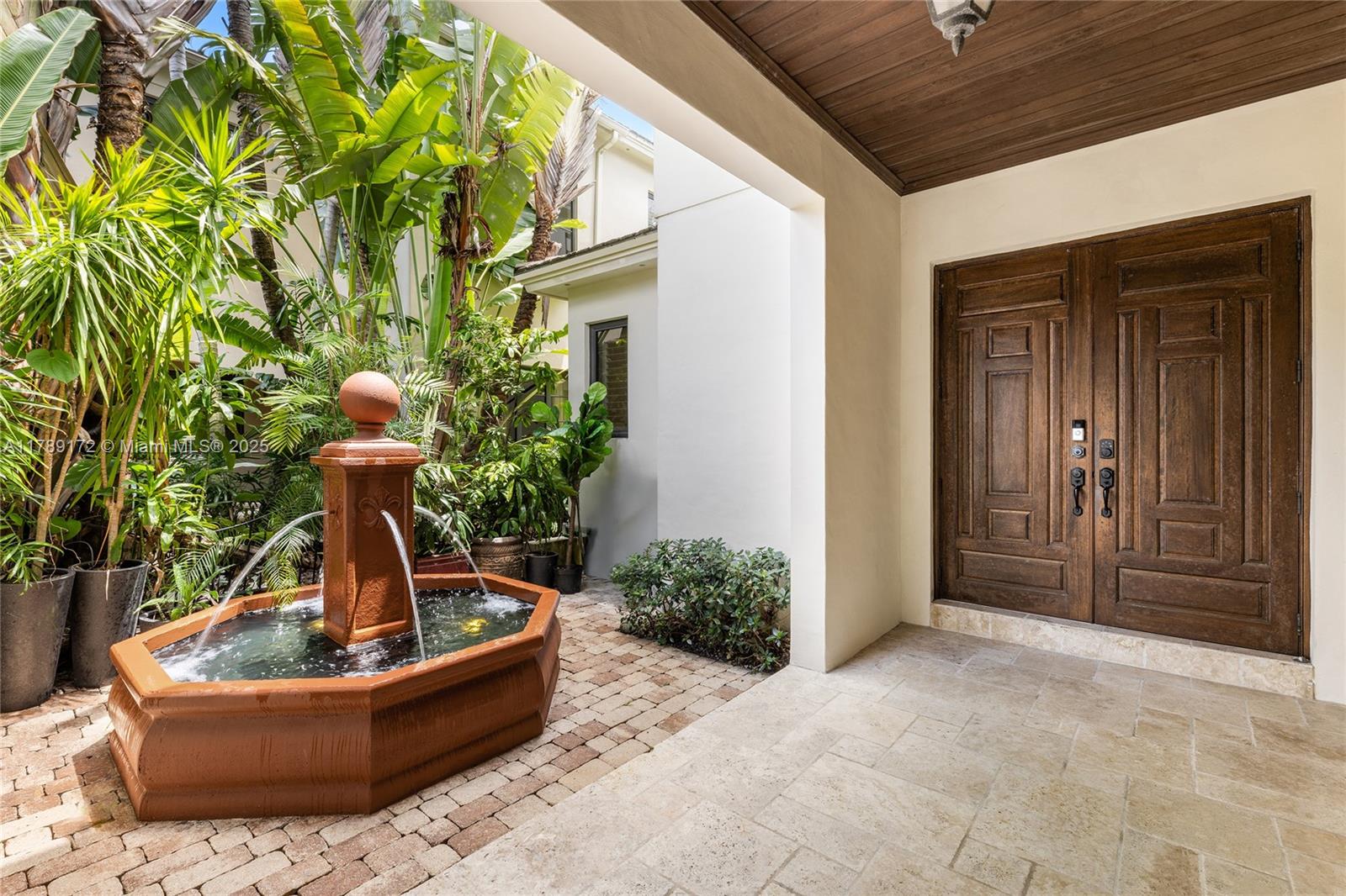 1672 Micanopy Ave,Miami, FL 33133