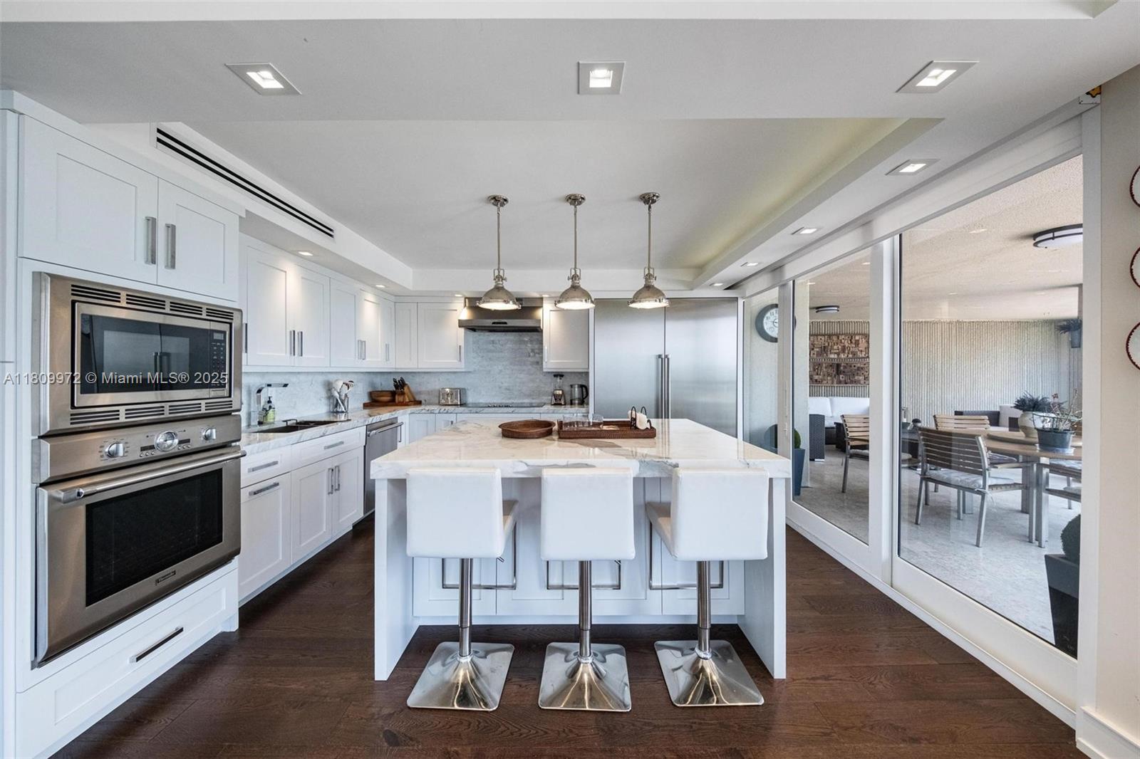 image Yacht Harbour Condo11